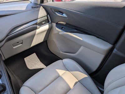 2023 Cadillac XT4 FWD Premium Luxury