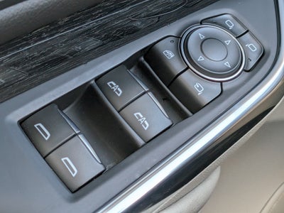 2023 Cadillac XT4 FWD Premium Luxury