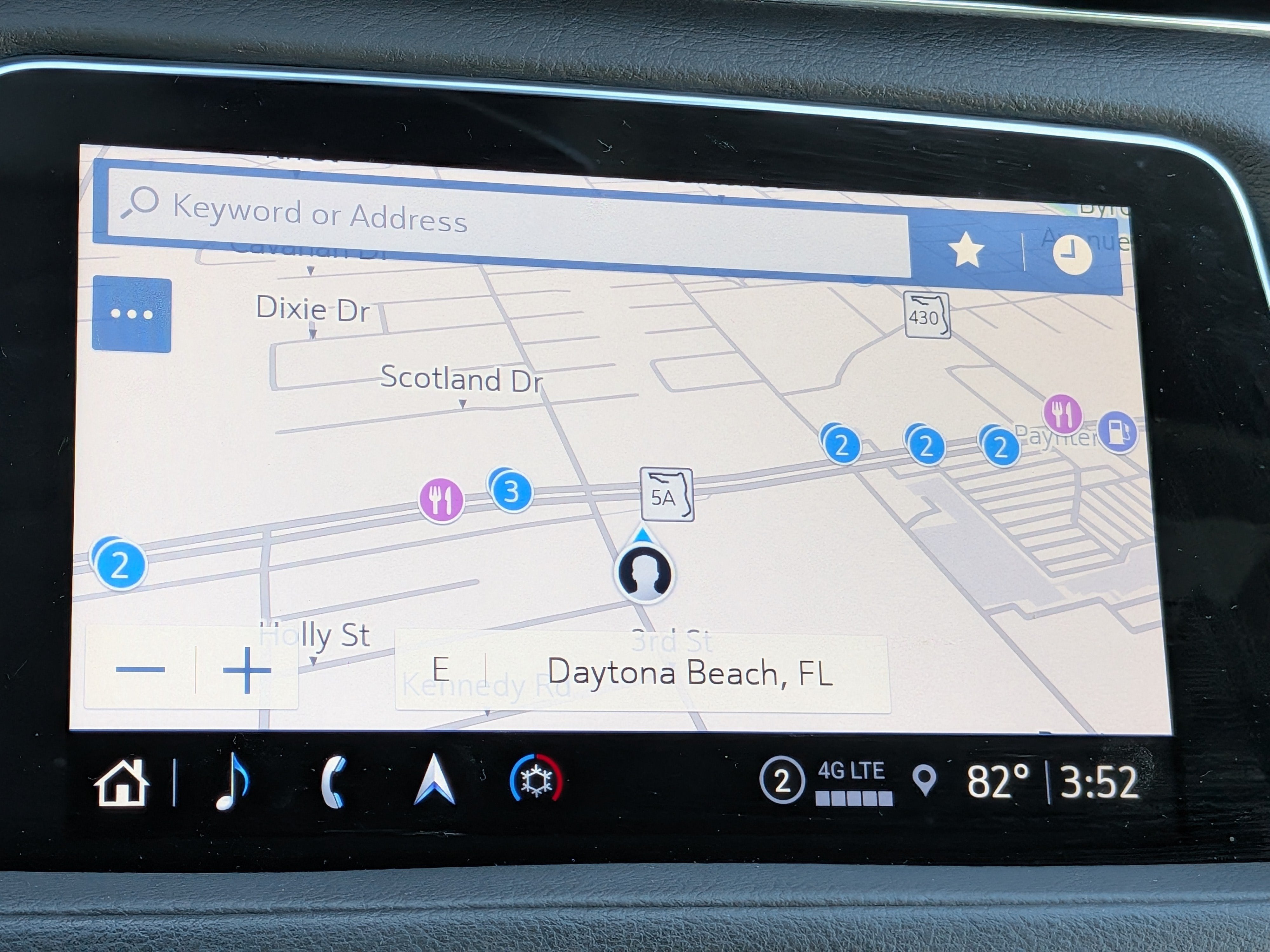 2023 Cadillac XT4 FWD Premium Luxury