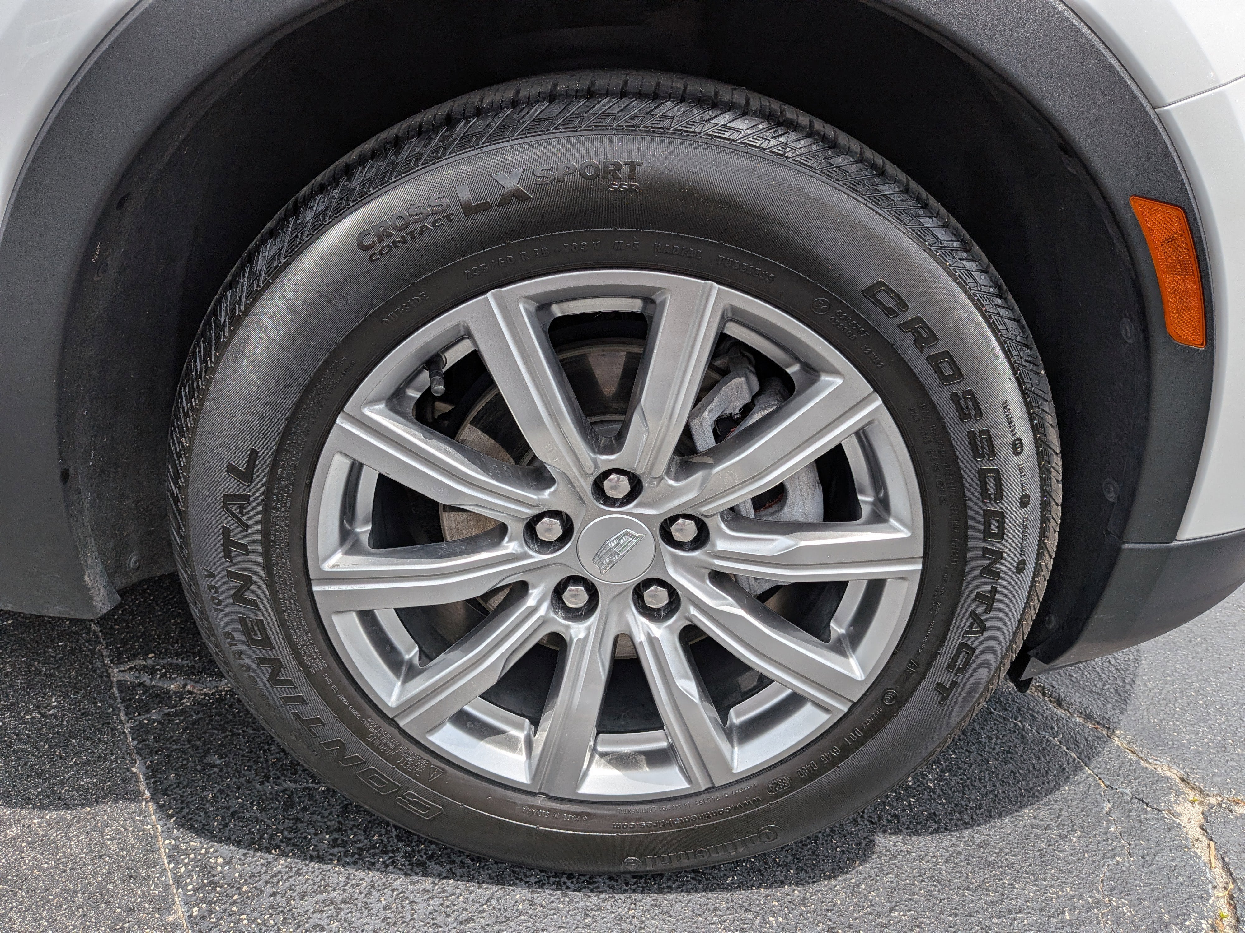 2020 Cadillac XT4 AWD Premium Luxury
