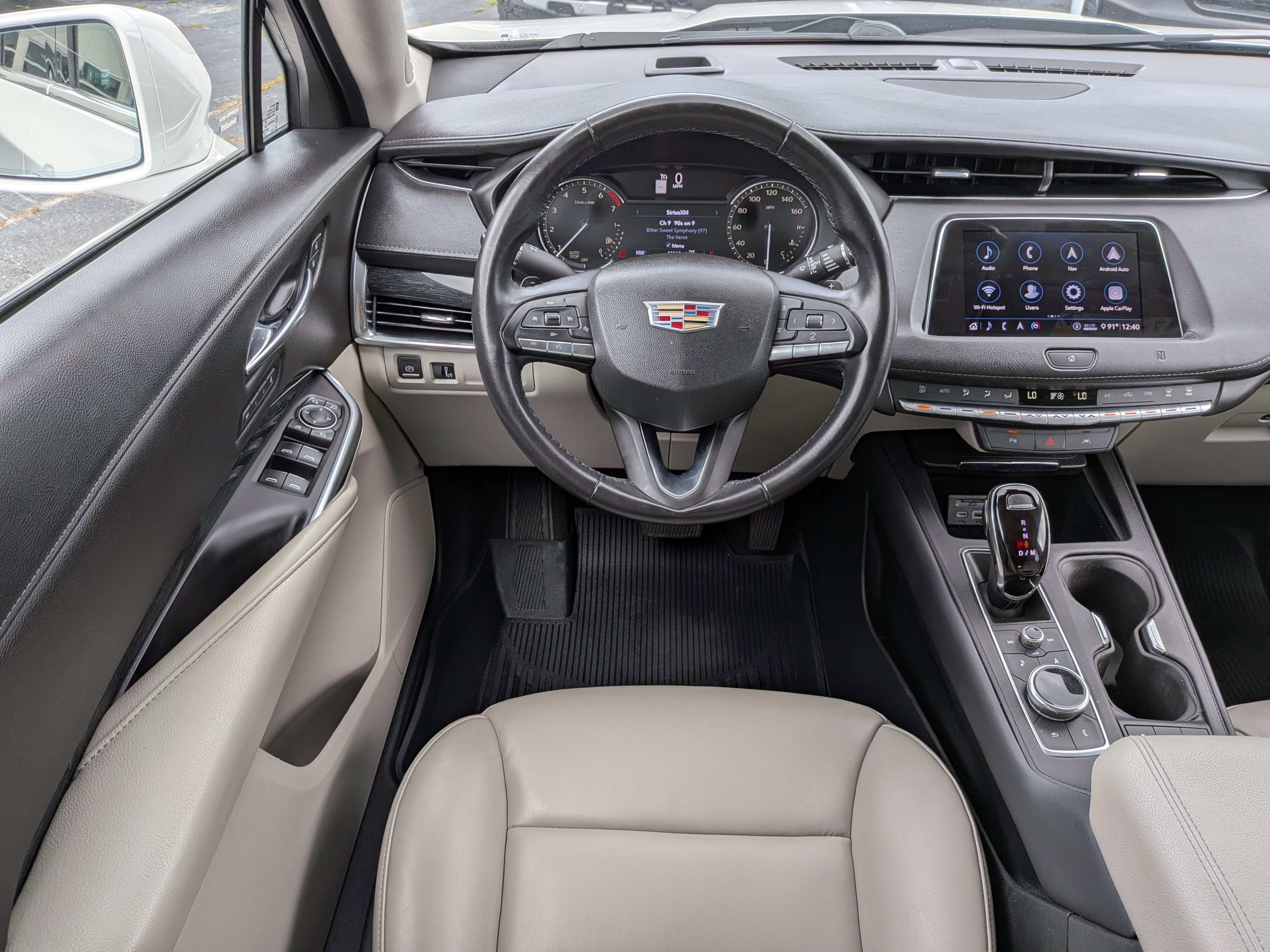 2020 Cadillac XT4 AWD Premium Luxury