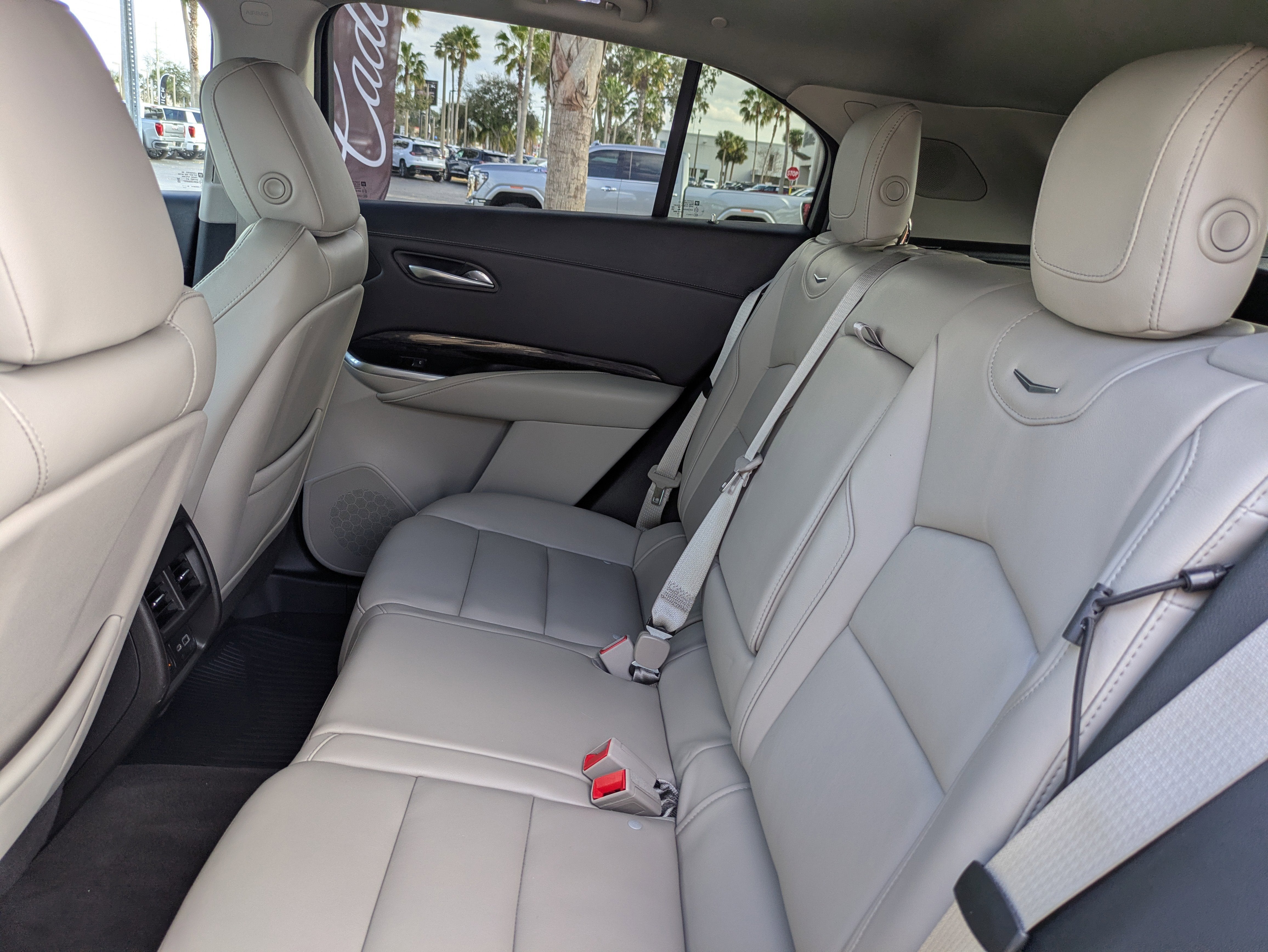 2020 Cadillac XT4 Premium Luxury