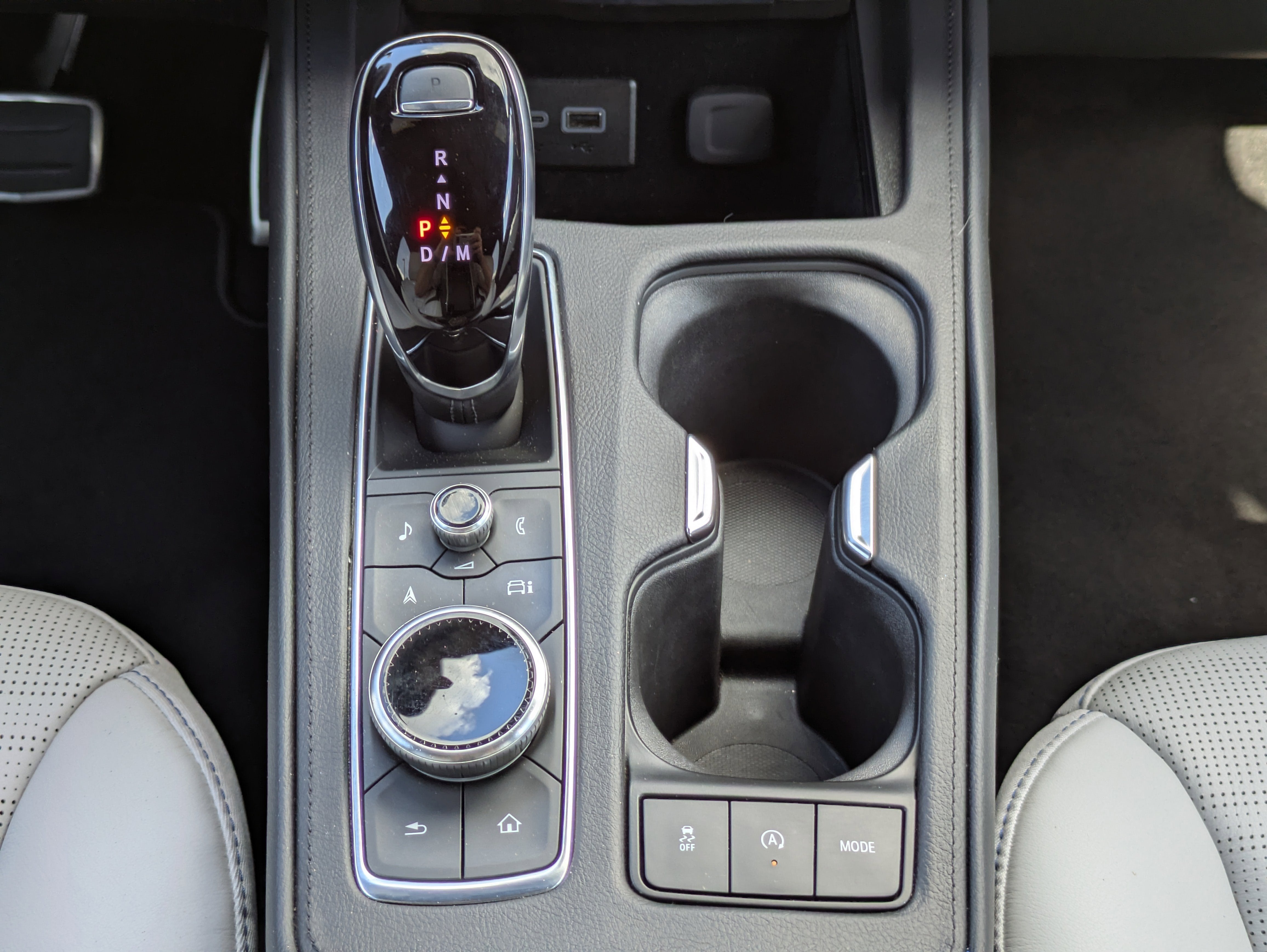 2025 Cadillac XT4 Sport