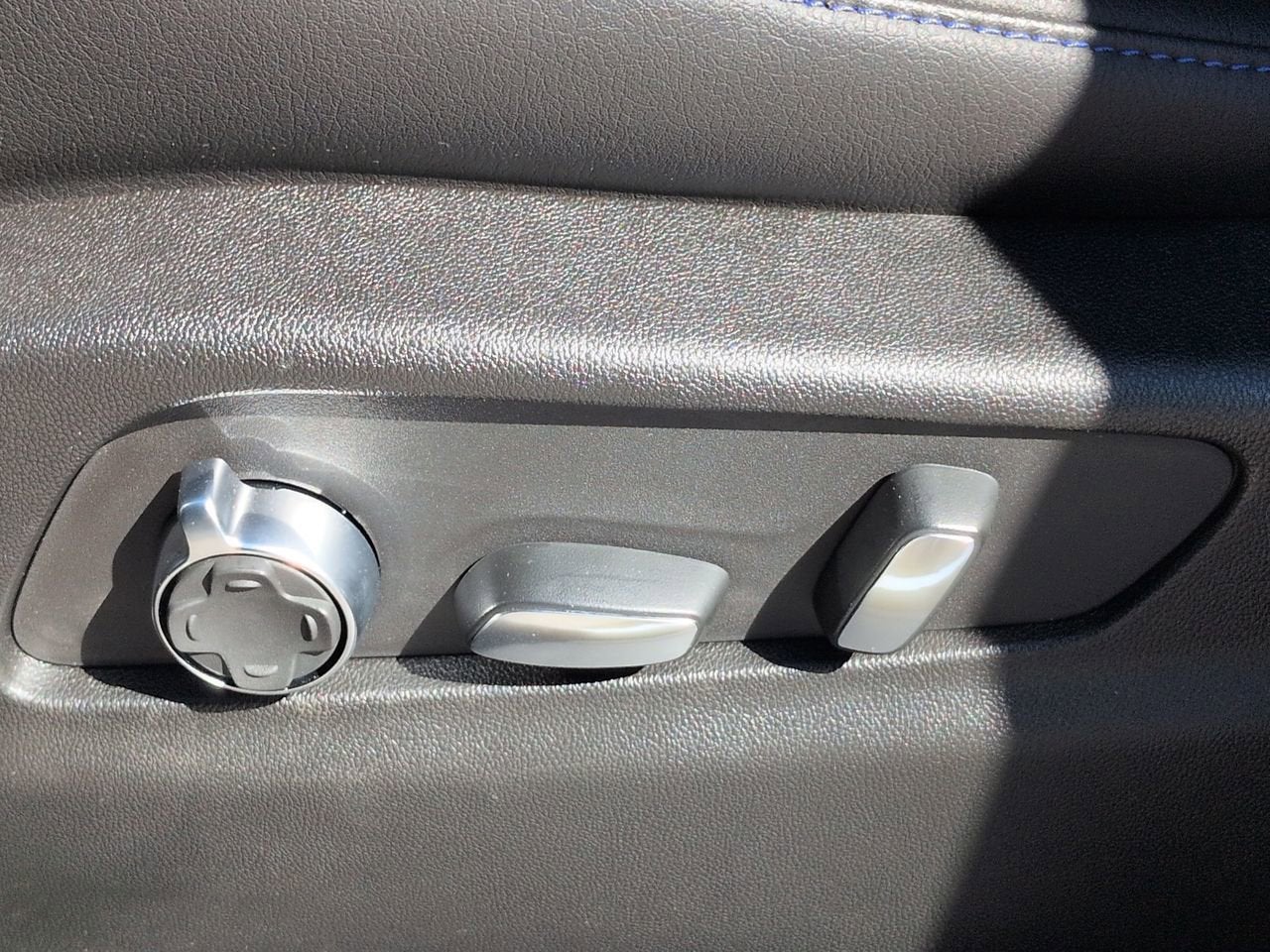 2025 Cadillac XT4 Sport