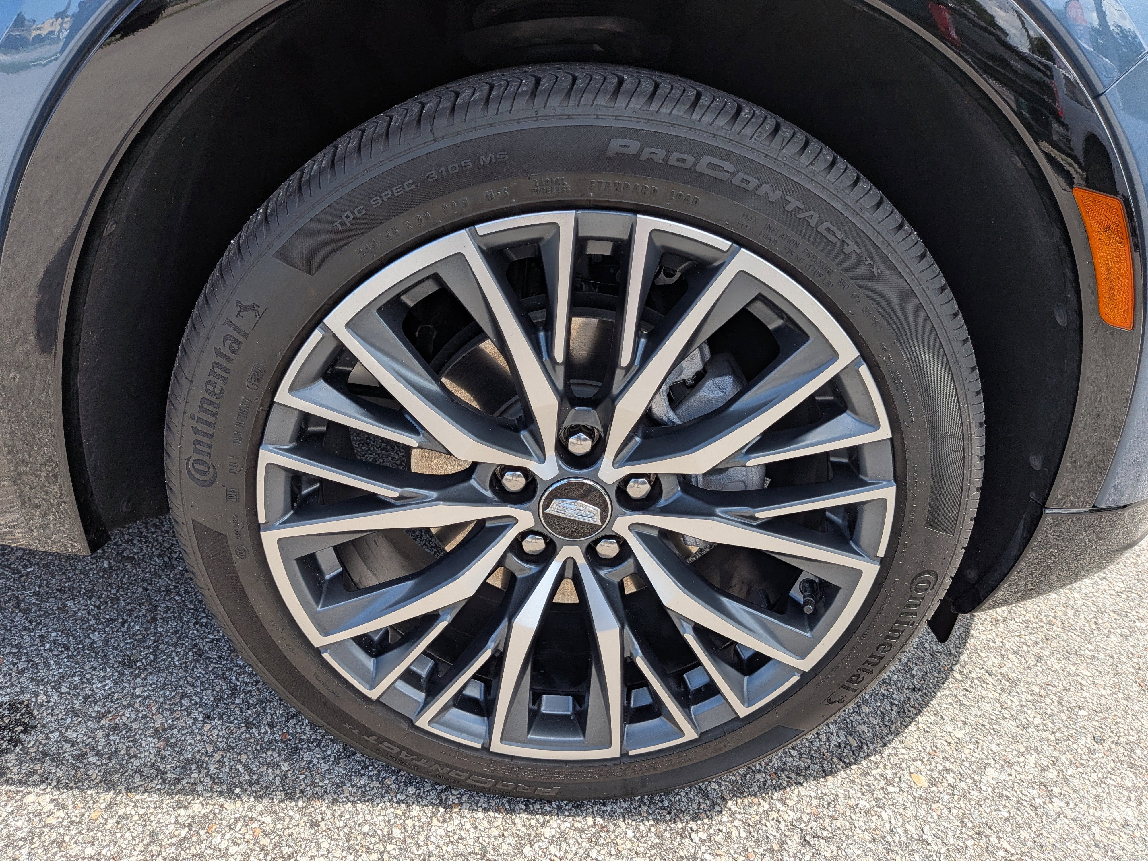 2024 Cadillac XT4 Sport