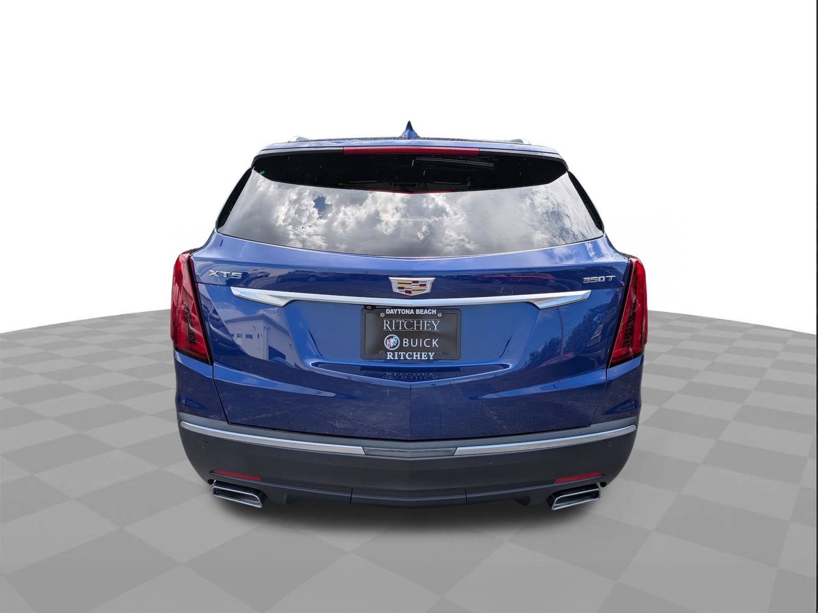2023 Cadillac XT5 Luxury