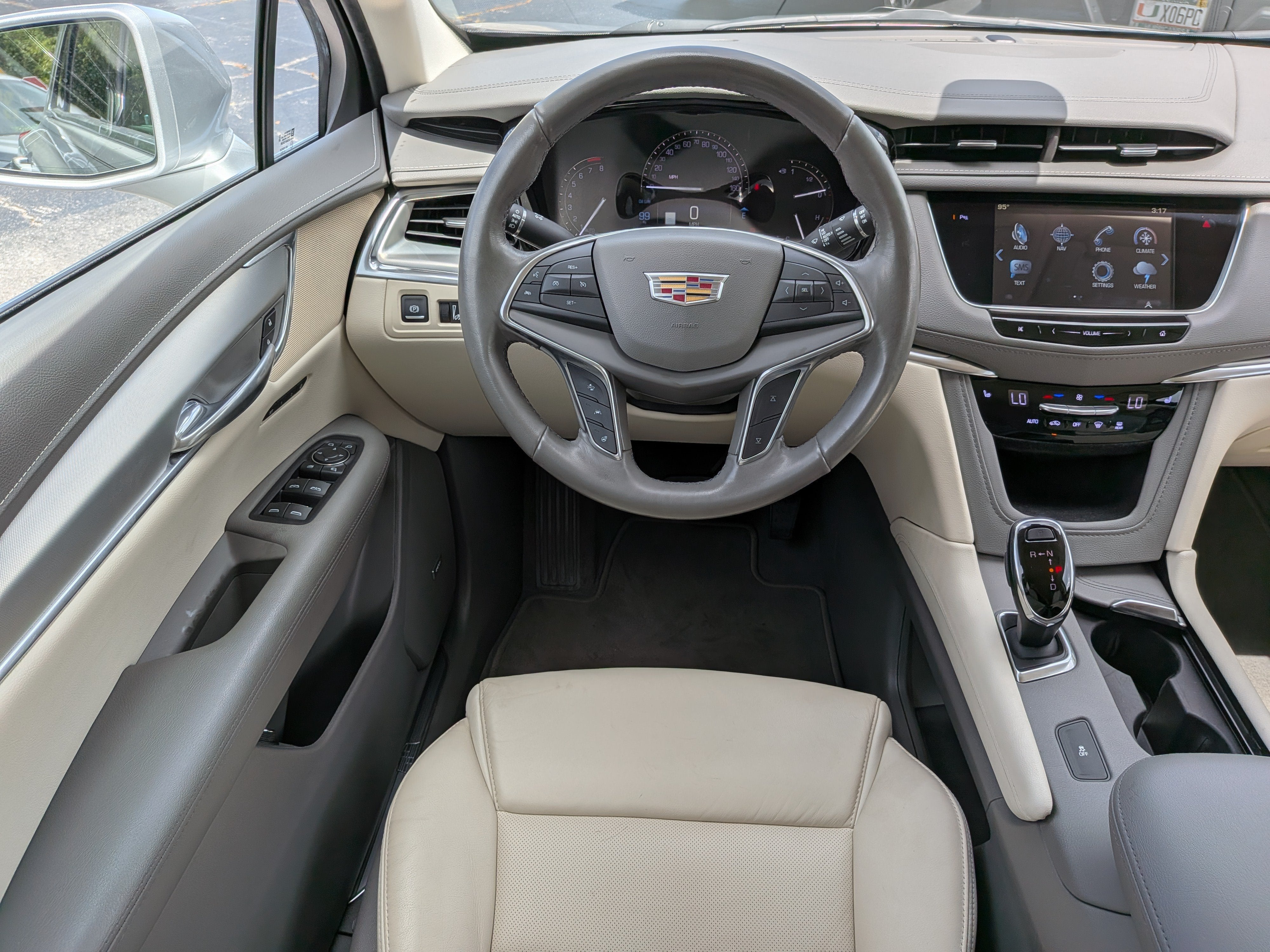 2019 Cadillac XT5 Luxury FWD
