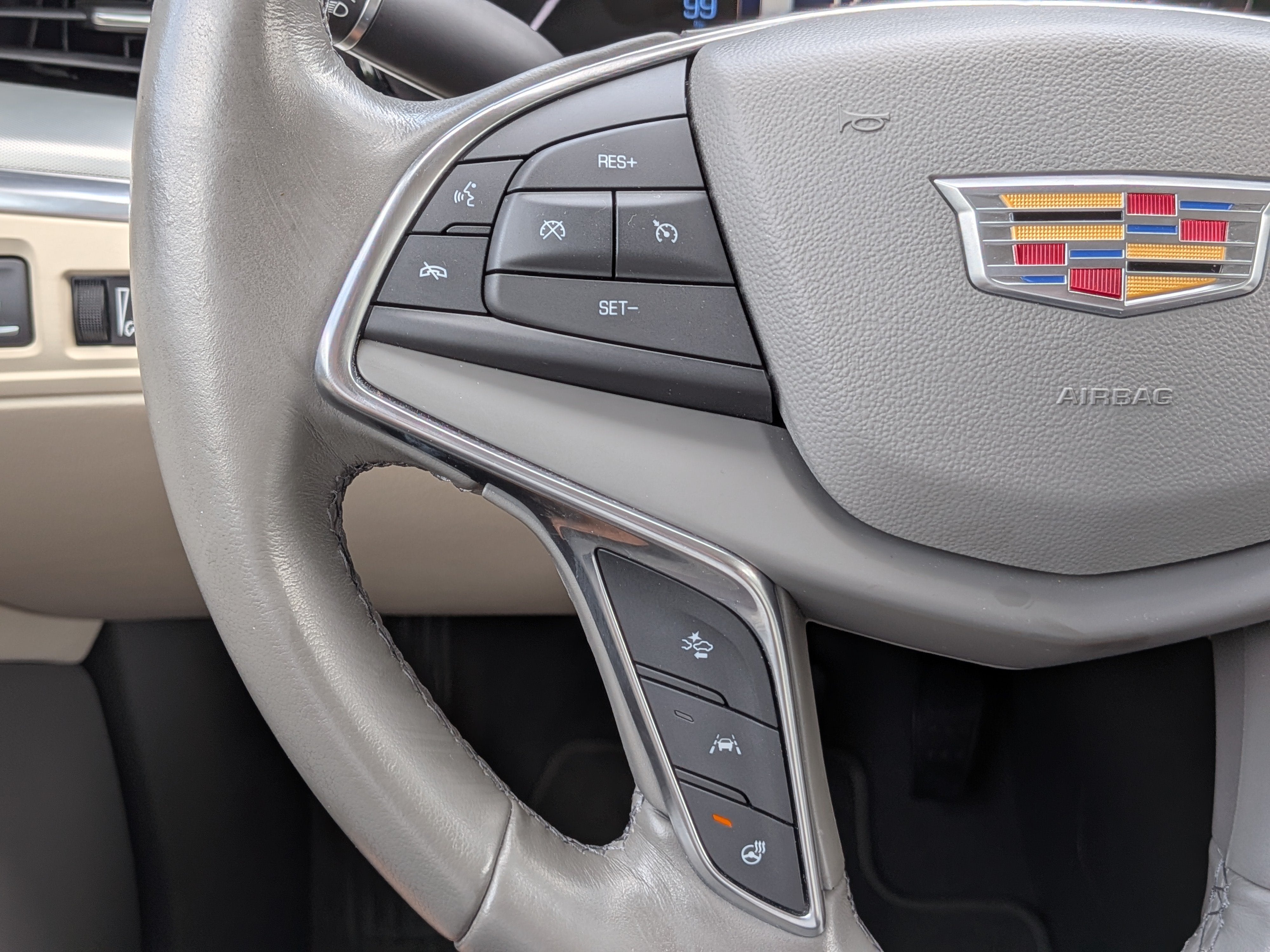 2019 Cadillac XT5 Luxury FWD