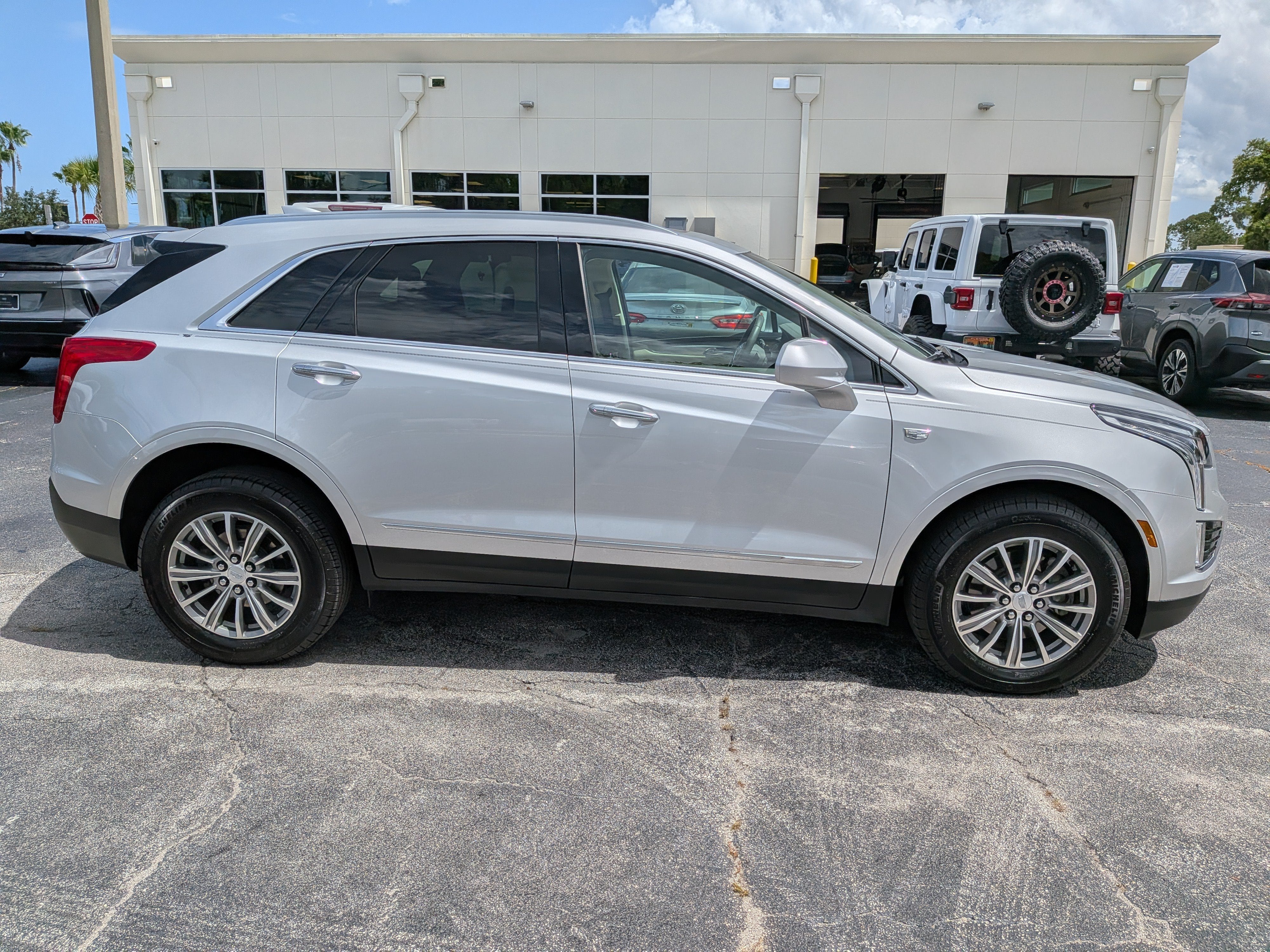 2019 Cadillac XT5 Luxury FWD