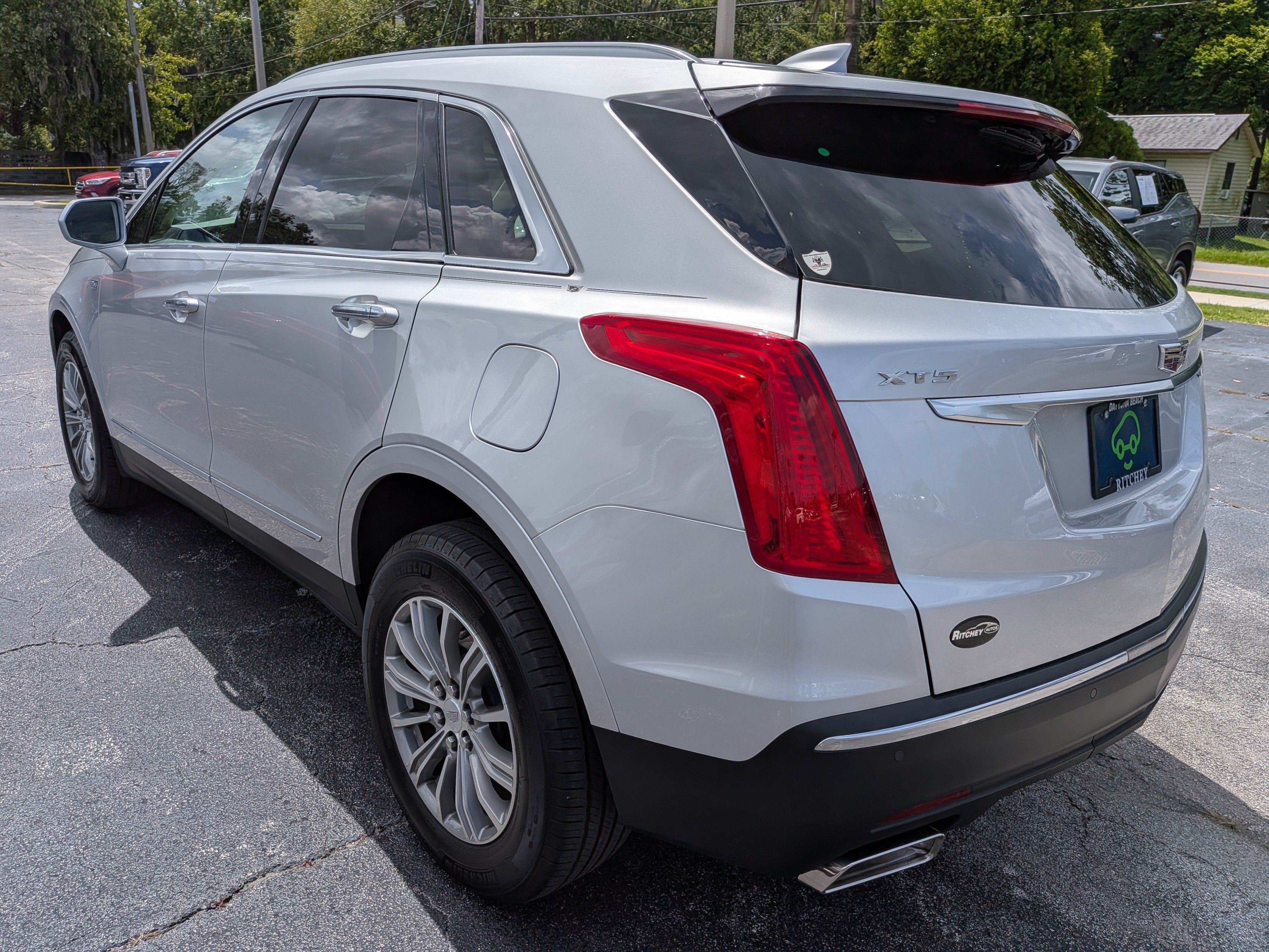 2019 Cadillac XT5 Luxury FWD