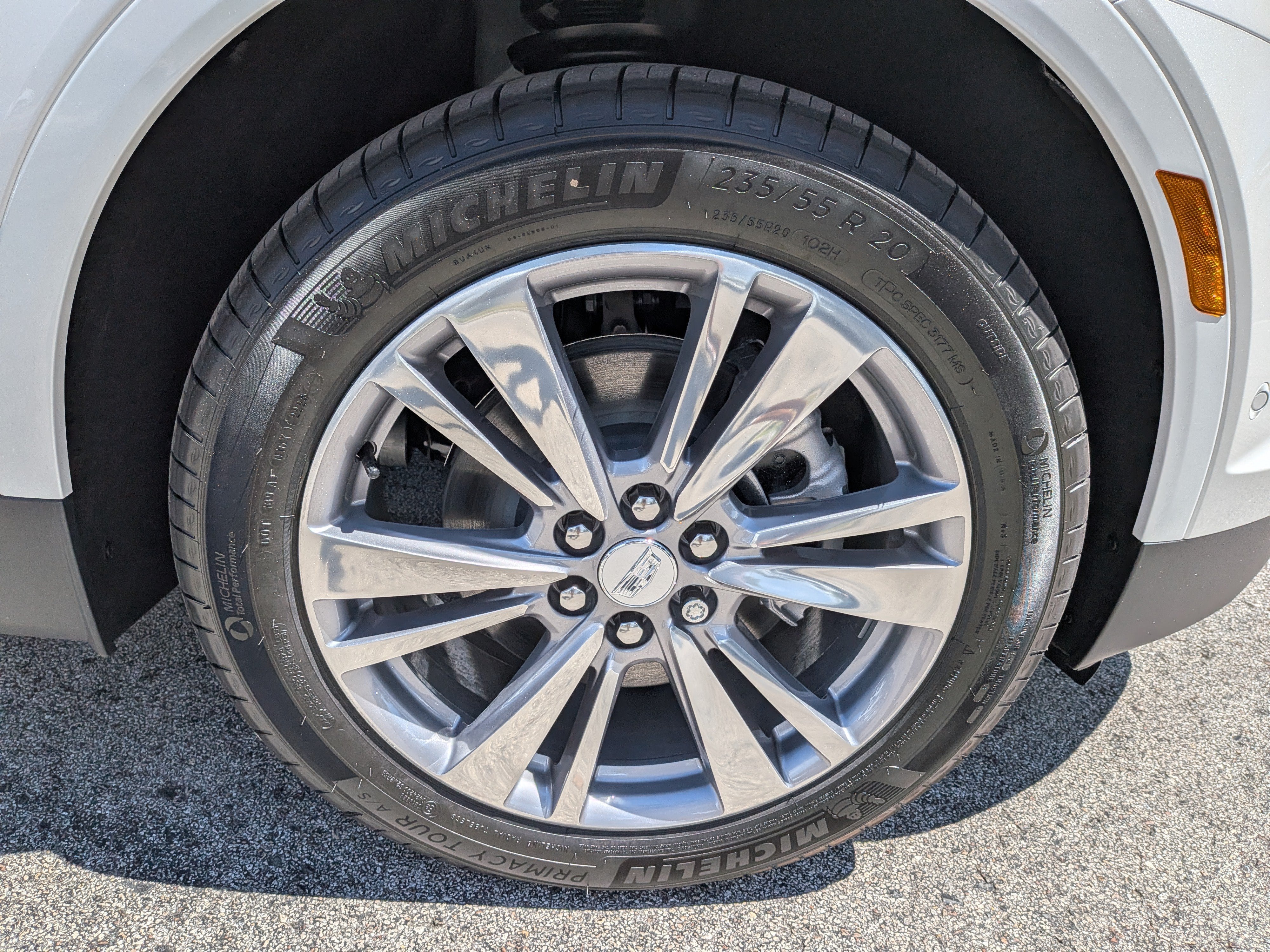 2026 Cadillac XT5 Premium Luxury