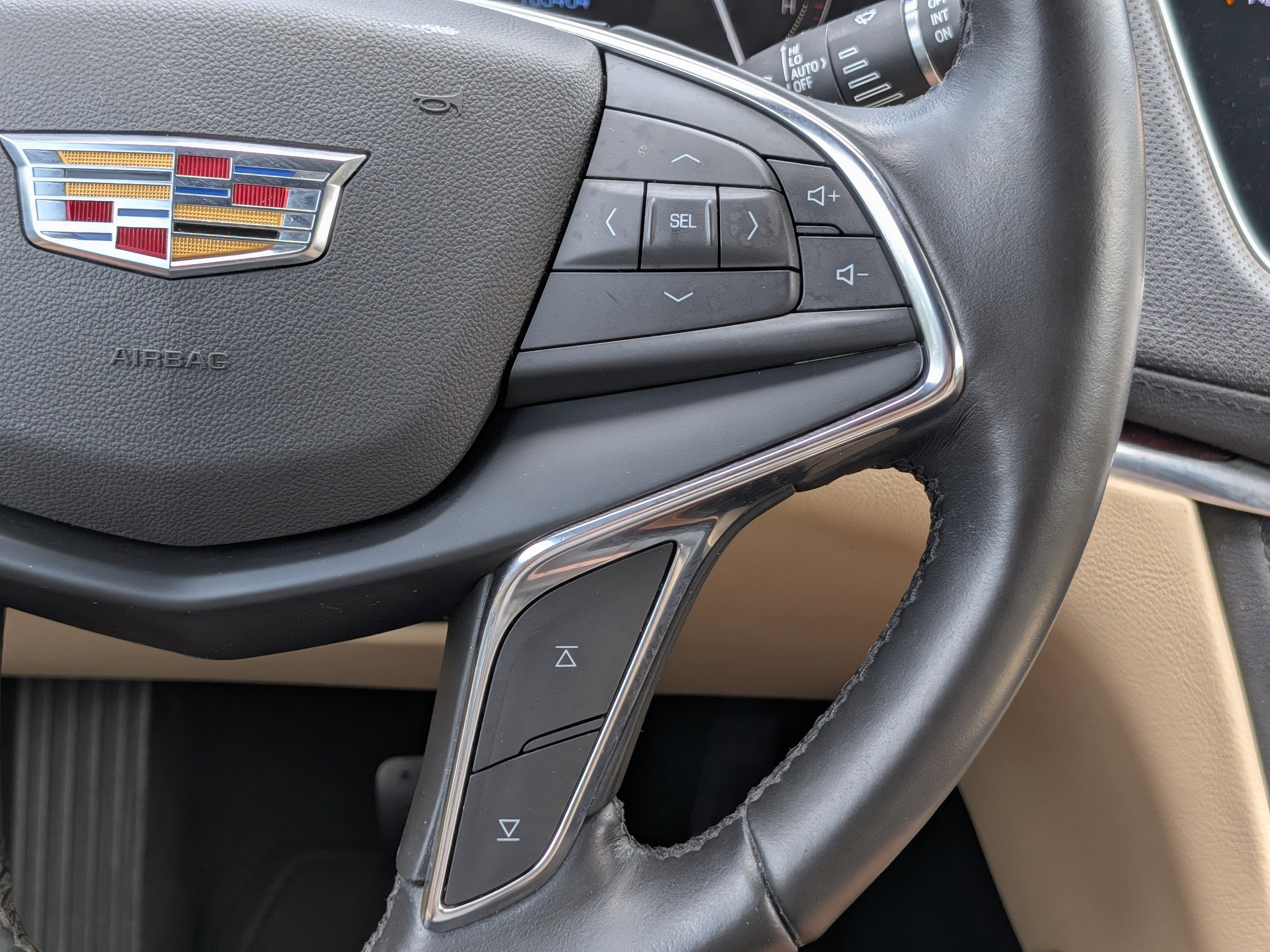2019 Cadillac XT5 Luxury FWD