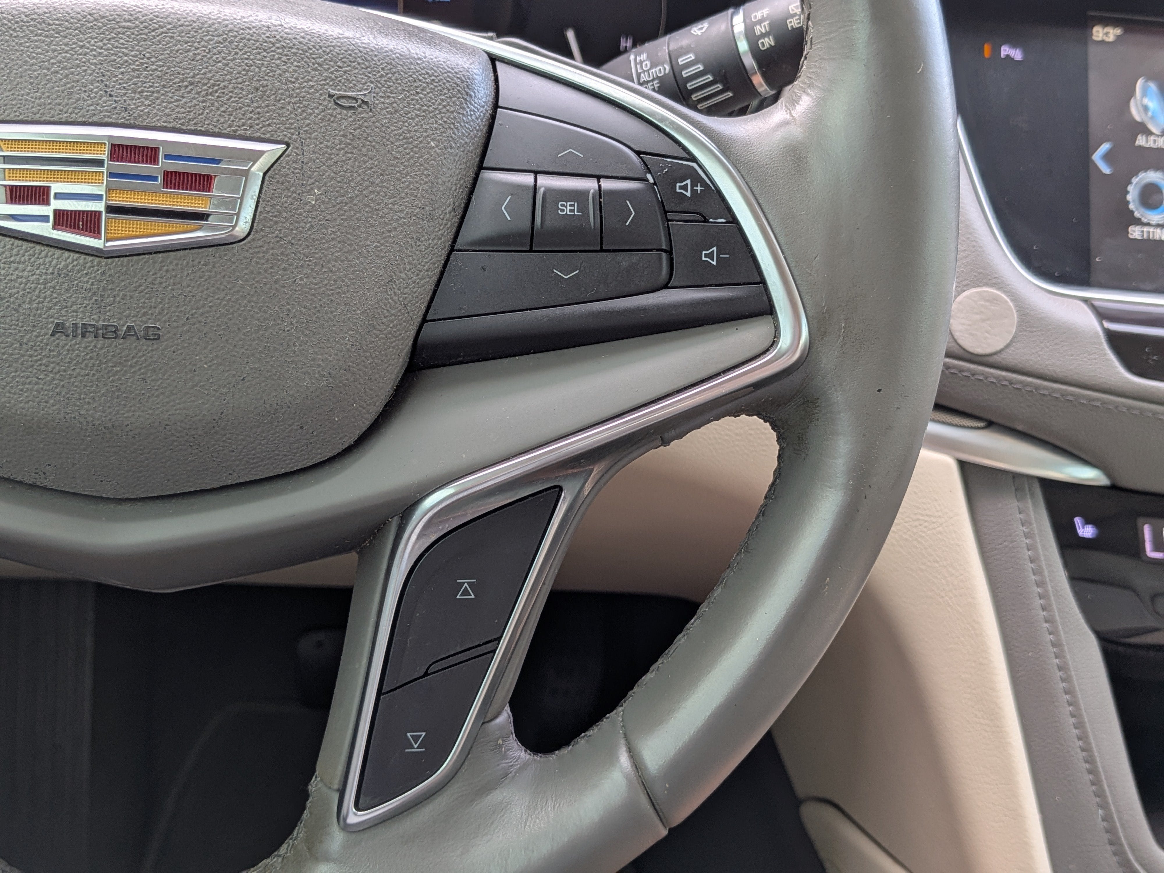 2018 Cadillac XT5 Luxury FWD