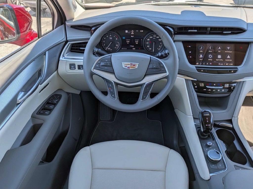 2026 Cadillac XT5 Premium Luxury