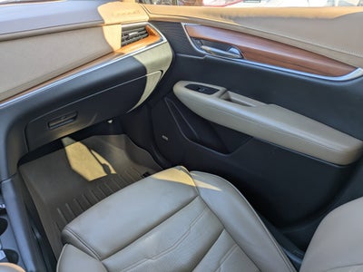 2018 Cadillac XT5 Platinum AWD