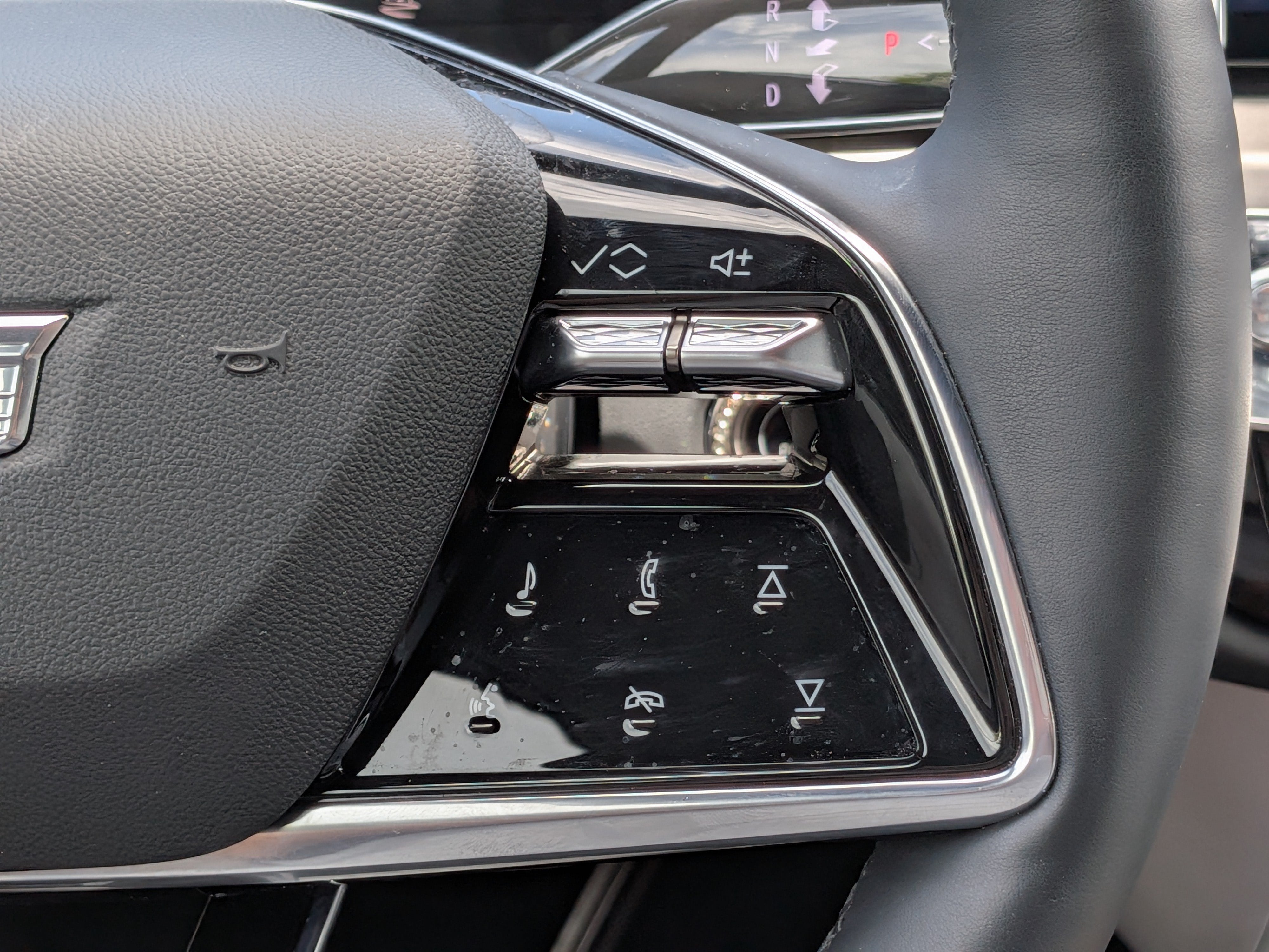 2023 Cadillac LYRIQ Luxury