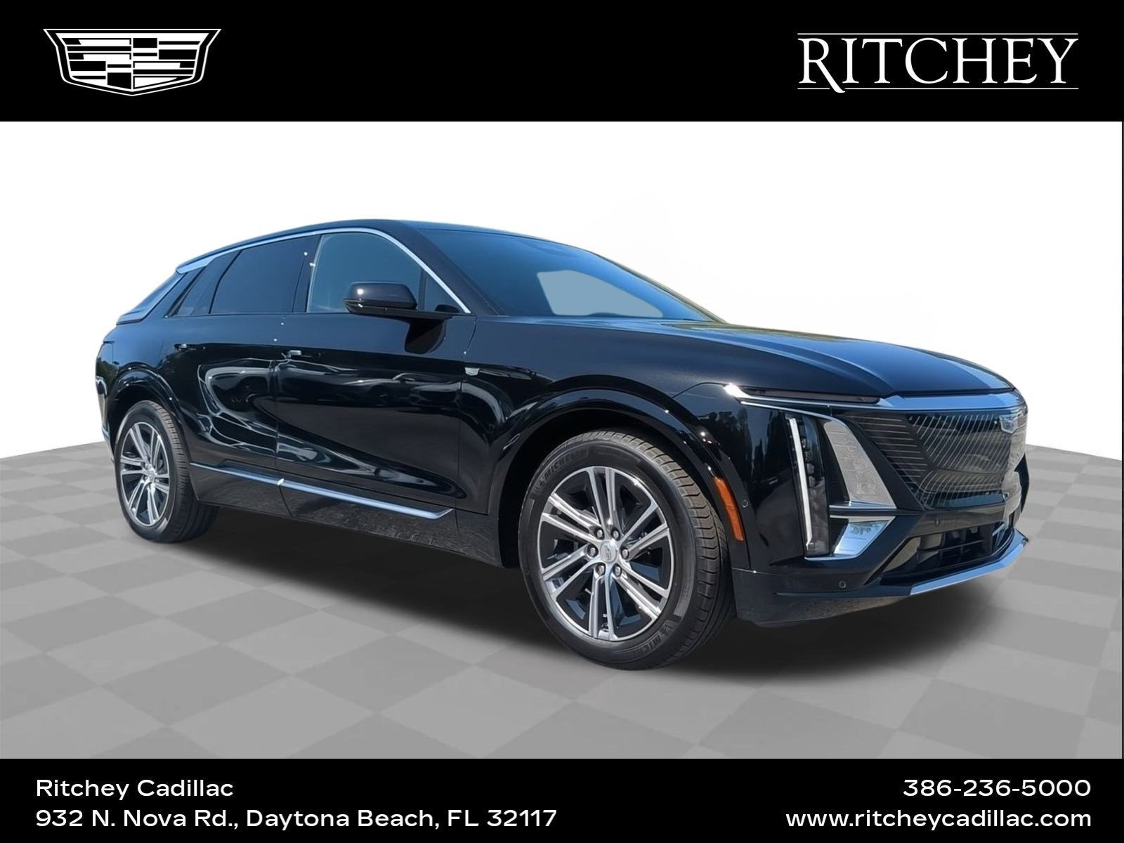 2025 Cadillac LYRIQ Luxury 1