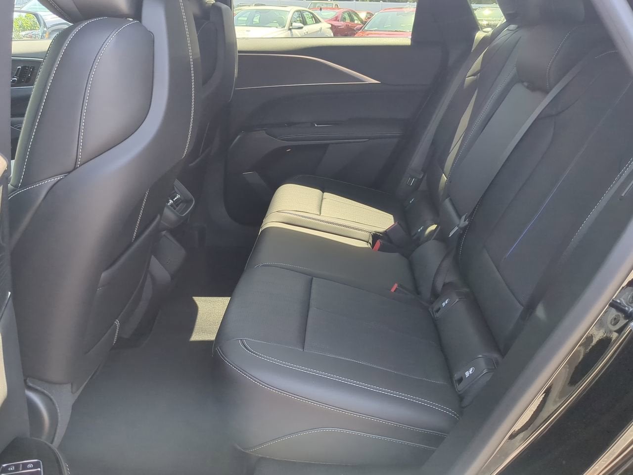 2025 Cadillac LYRIQ Luxury 1