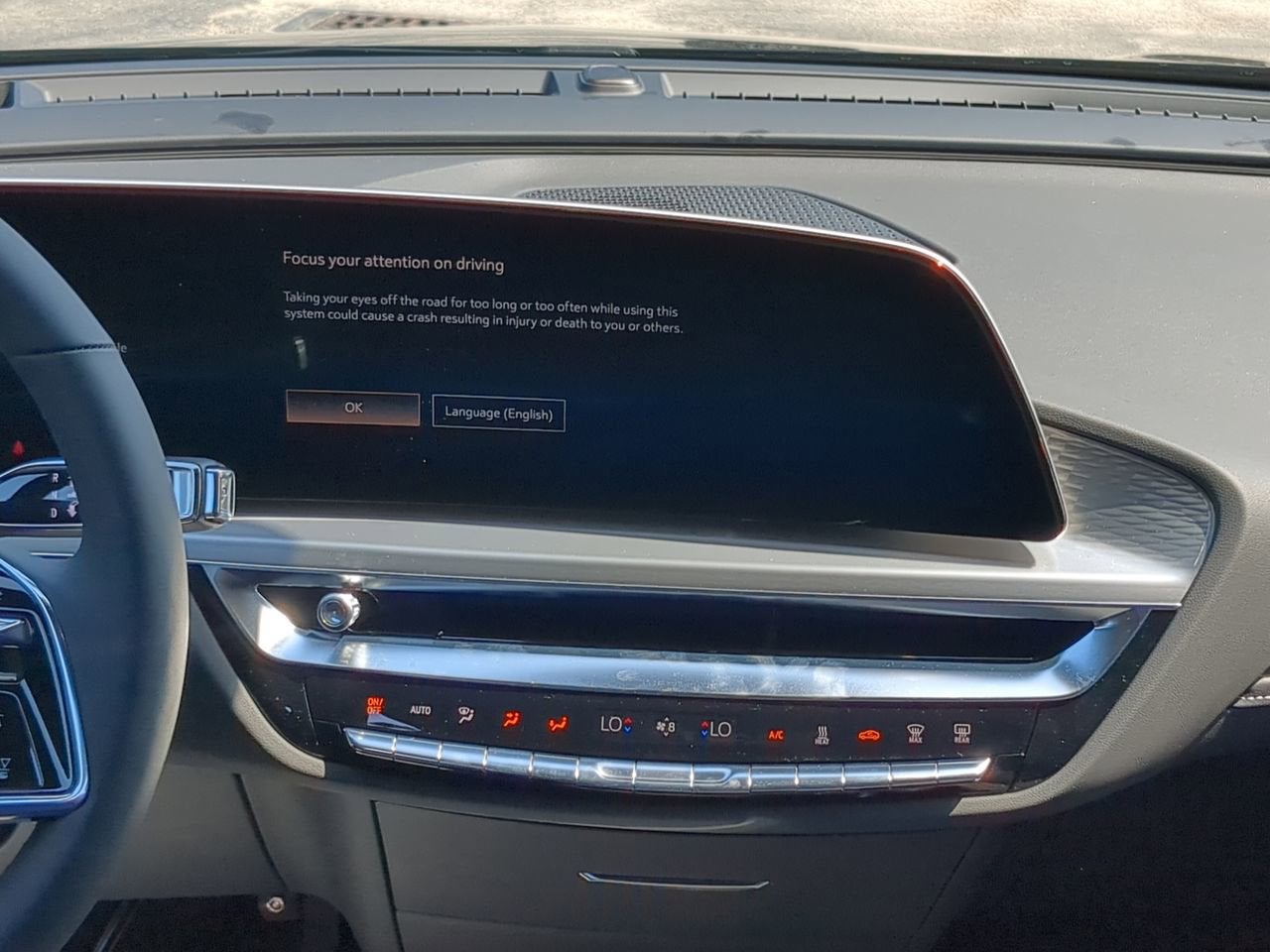 2025 Cadillac LYRIQ Luxury 1