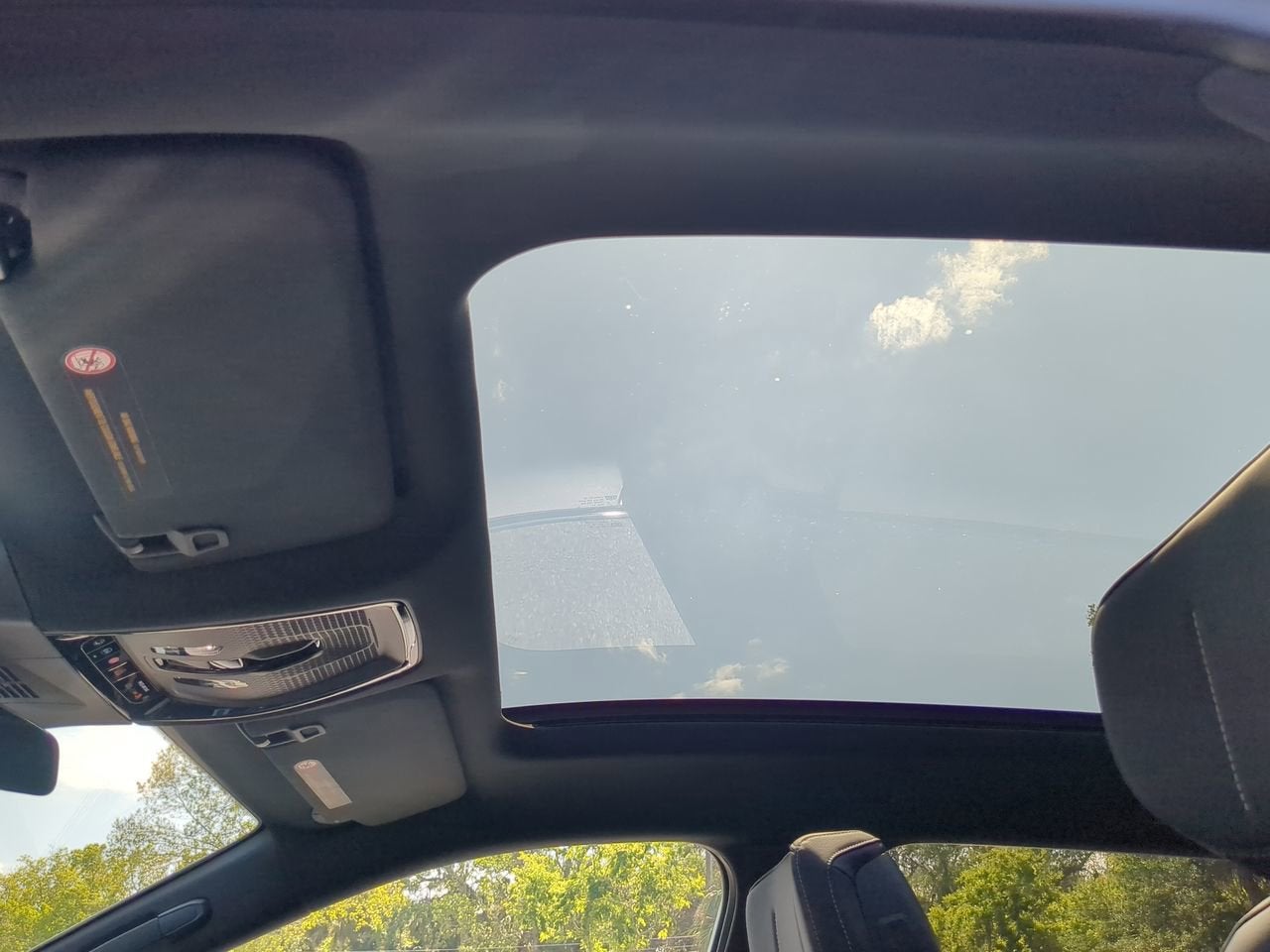 2025 Cadillac LYRIQ Luxury 1