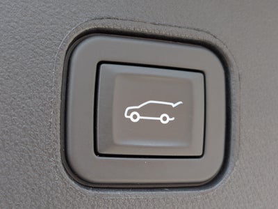 2024 Cadillac LYRIQ Luxury 1