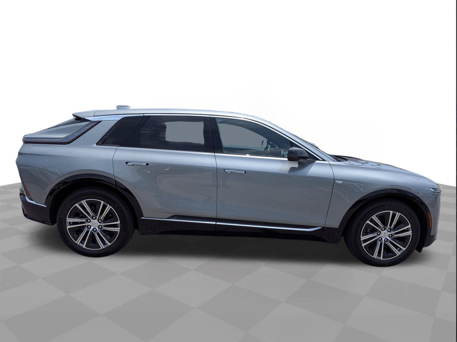 2024 Cadillac LYRIQ Luxury 1