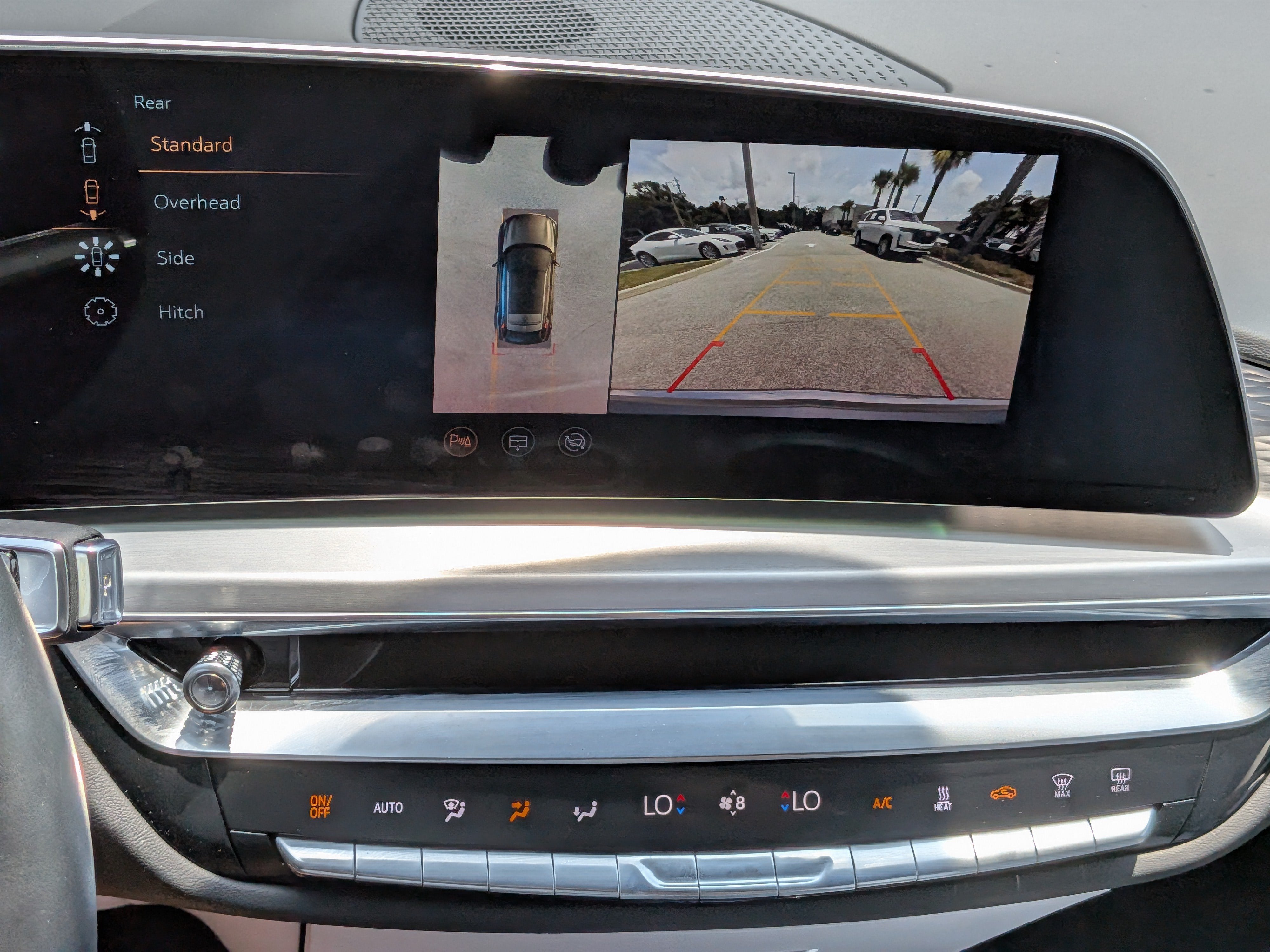 2024 Cadillac LYRIQ Luxury 1