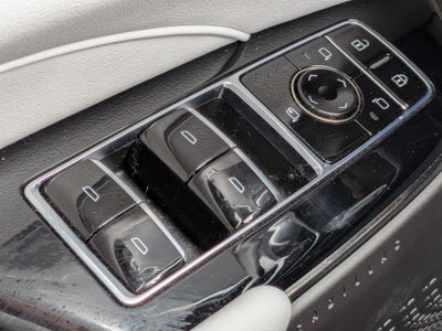 2024 Cadillac LYRIQ Luxury 1