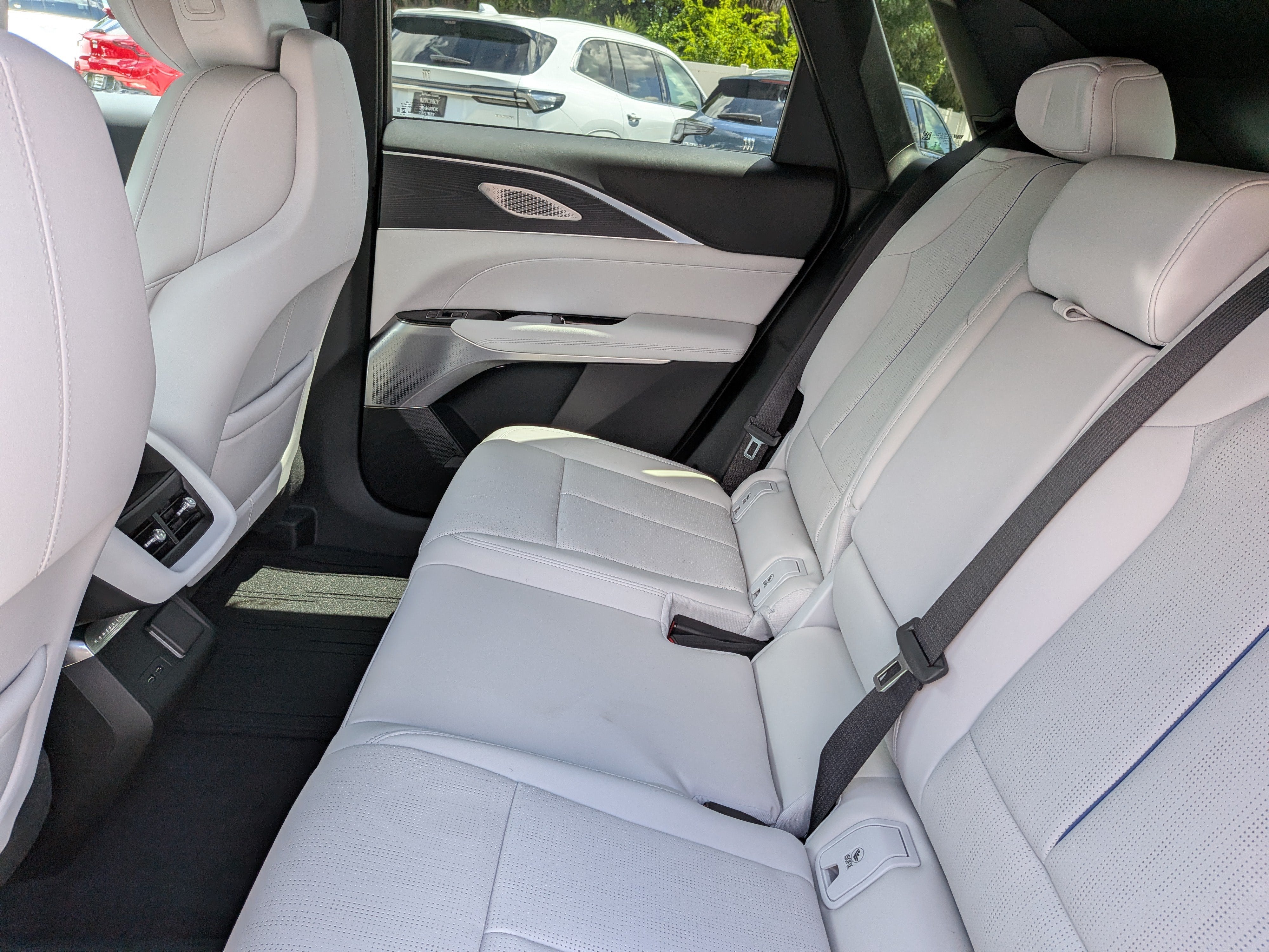 2026 Cadillac LYRIQ Premium Luxury