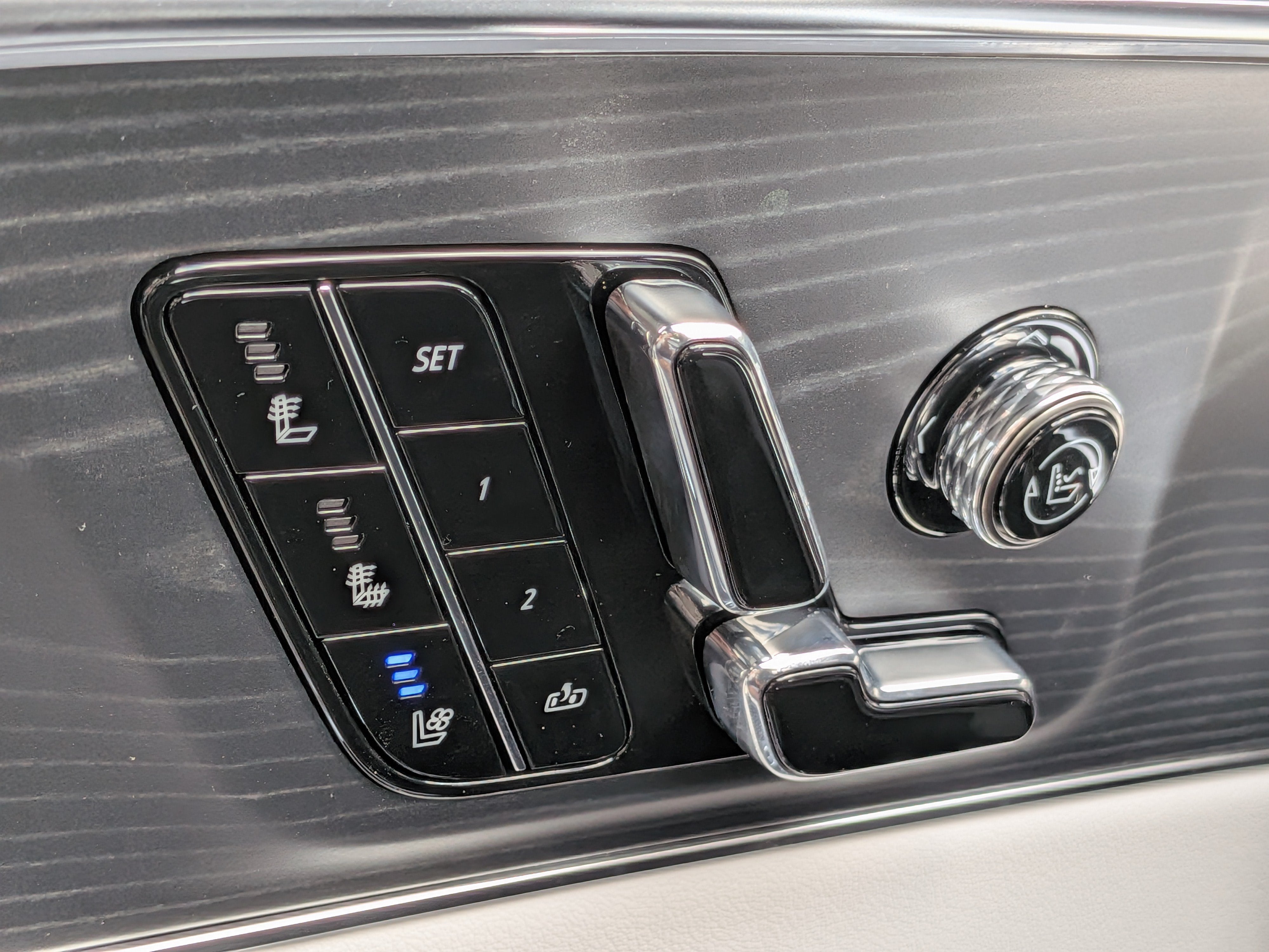 2026 Cadillac LYRIQ Premium Luxury