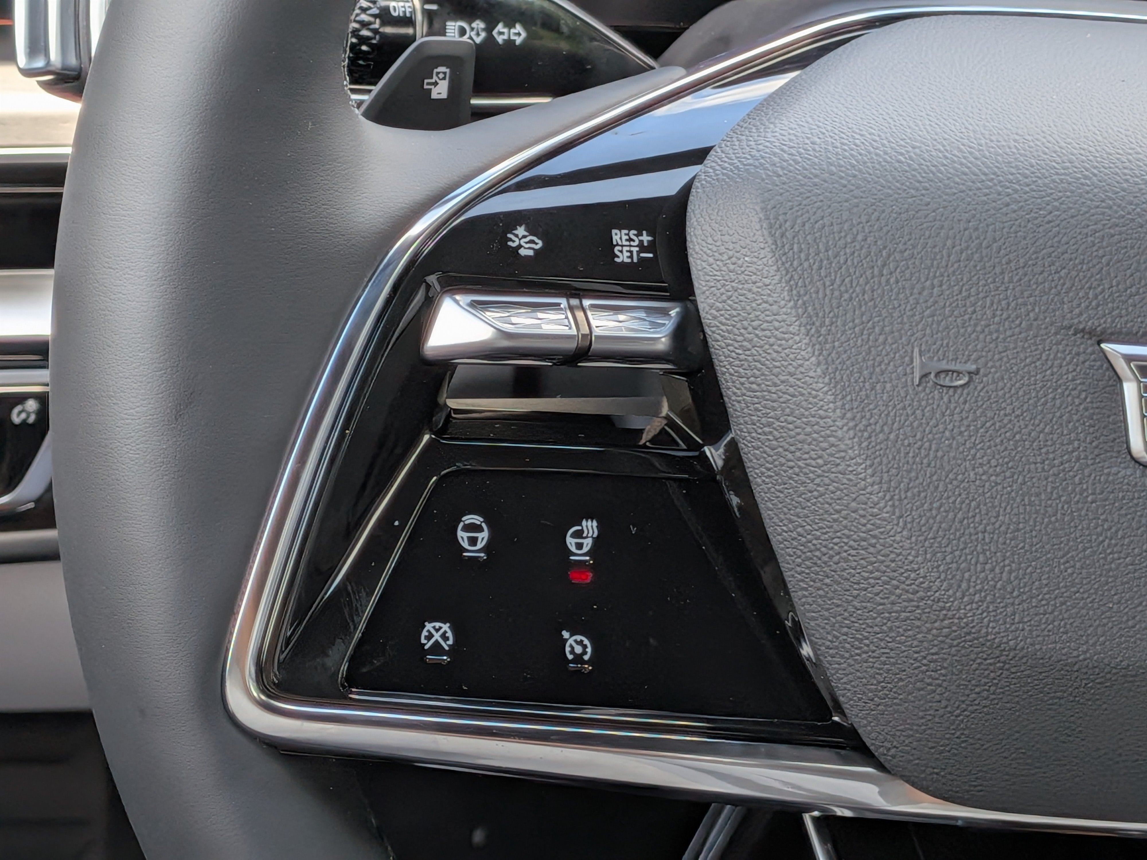 2026 Cadillac LYRIQ Premium Luxury