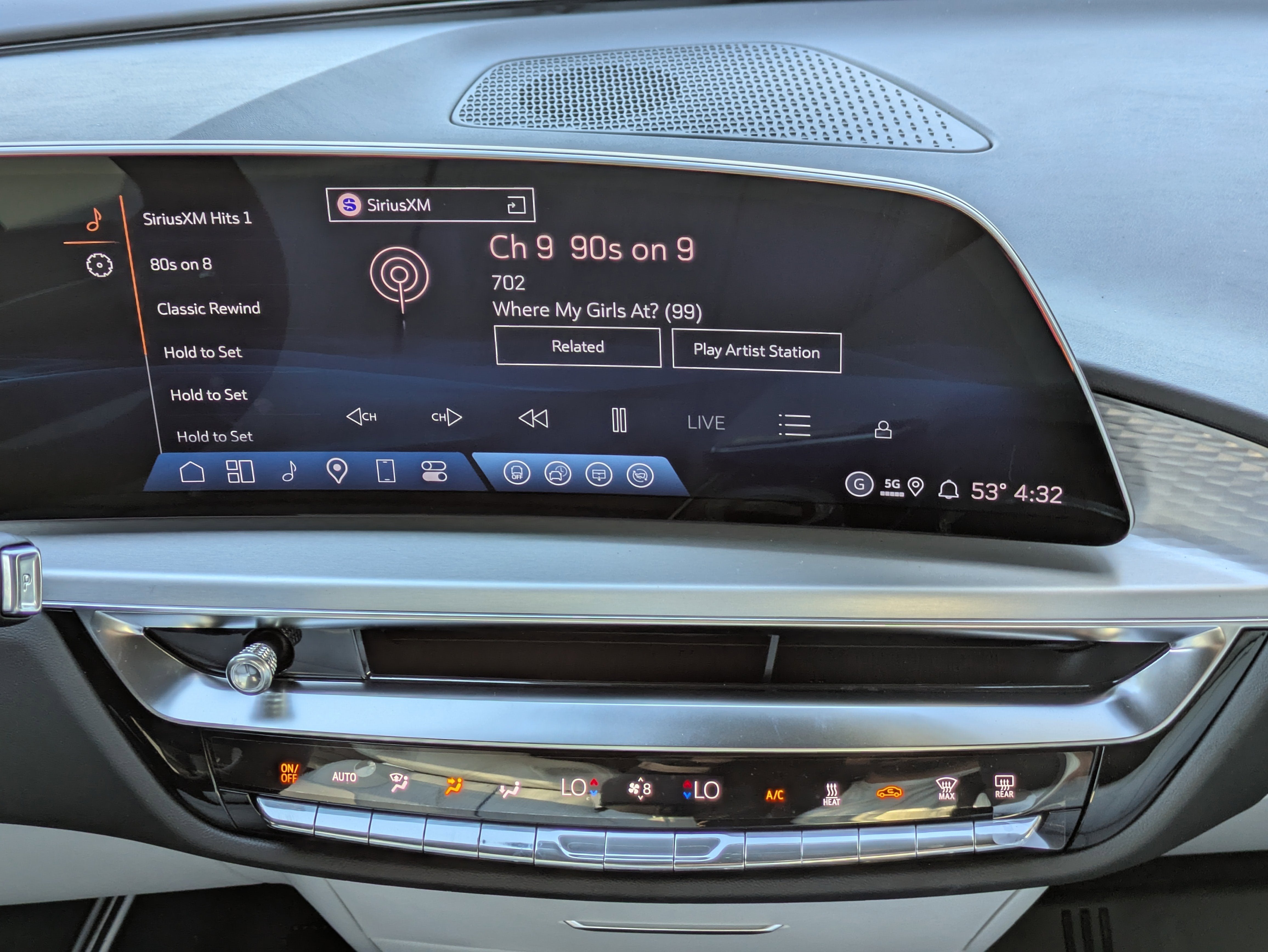 2026 Cadillac LYRIQ Premium Luxury