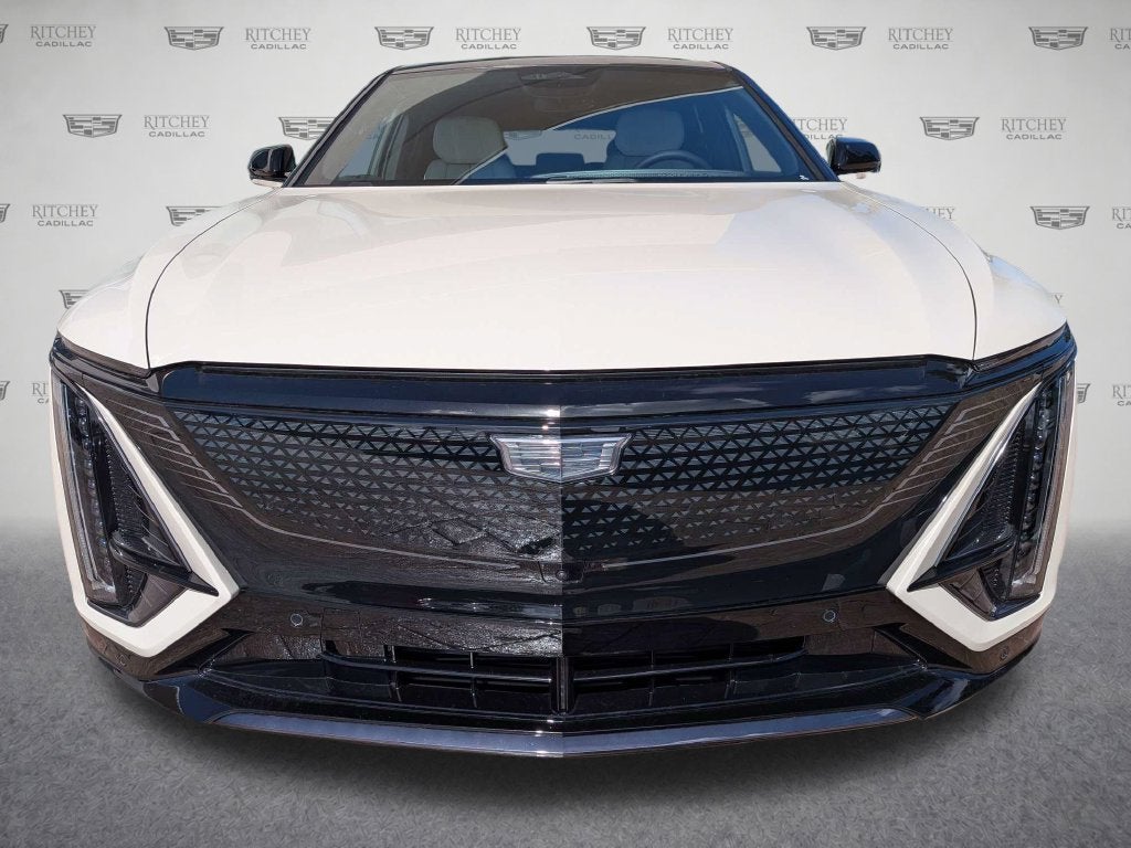 2027 Cadillac LYRIQ Sport - Photo 11