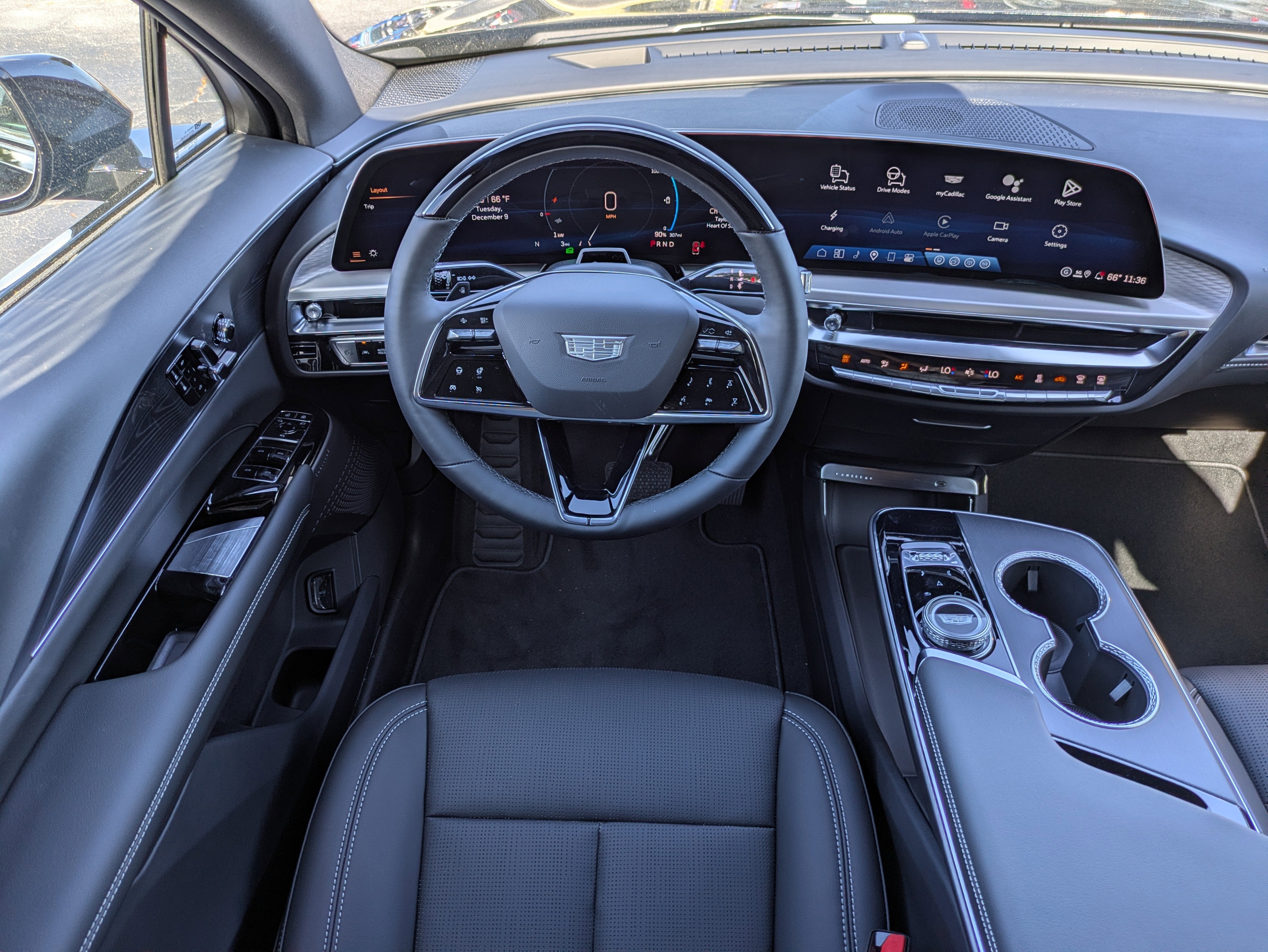 2026 Cadillac LYRIQ Sport