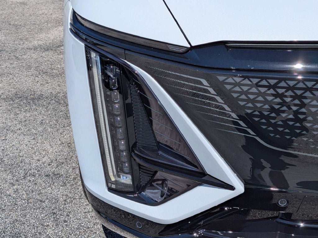 2027 Cadillac LYRIQ Sport