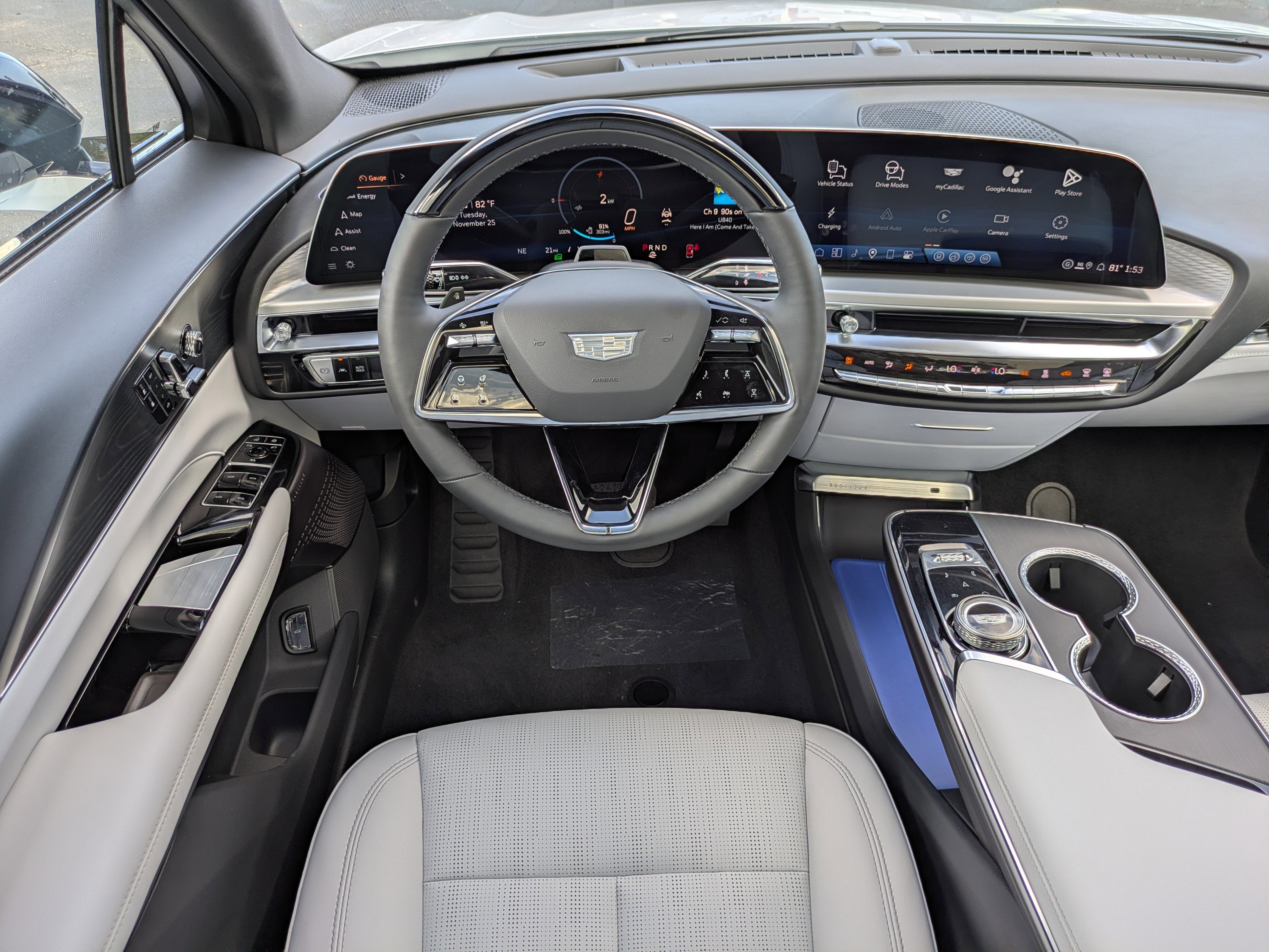 2026 Cadillac LYRIQ Sport