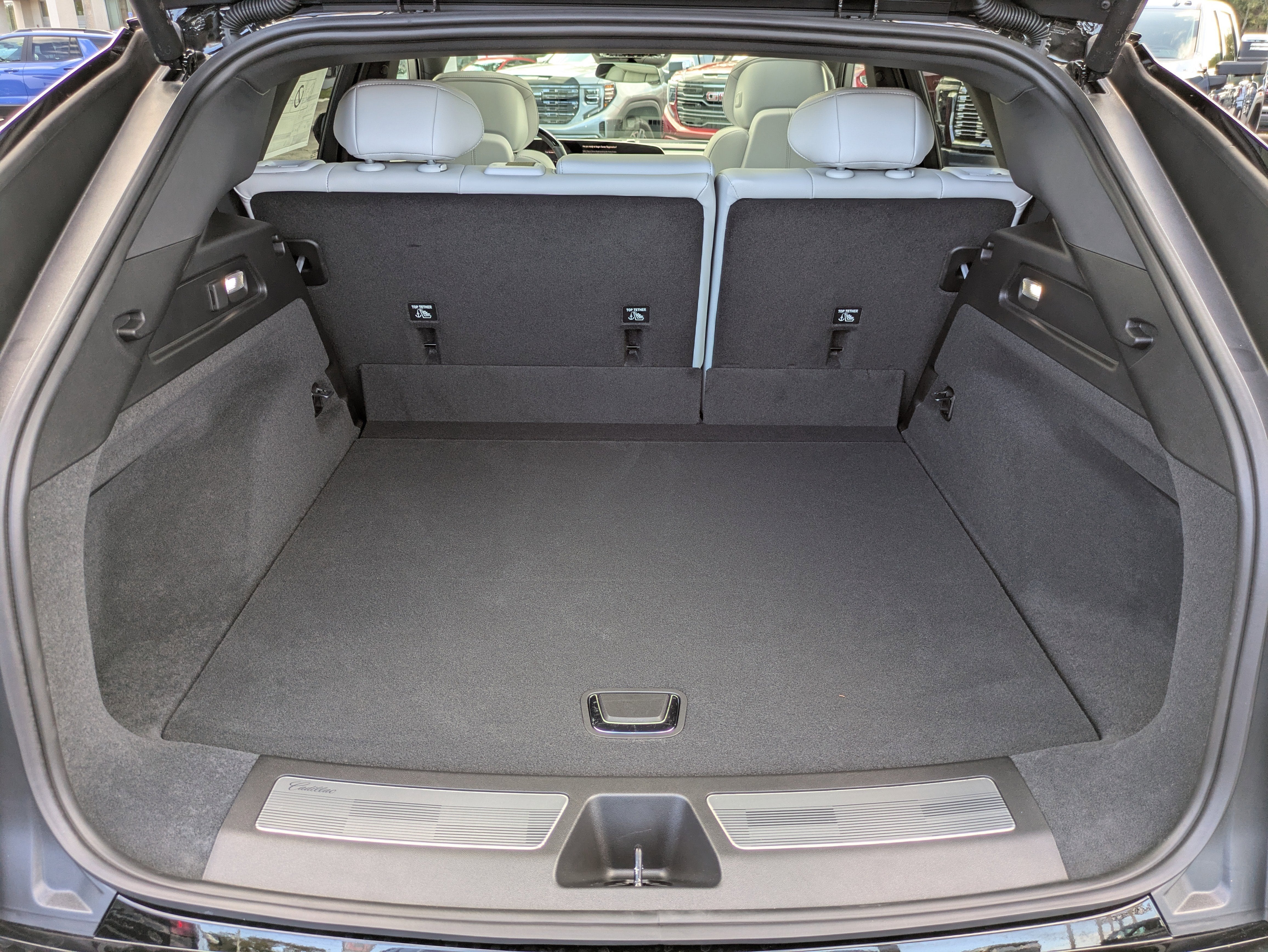 2026 Cadillac LYRIQ Sport