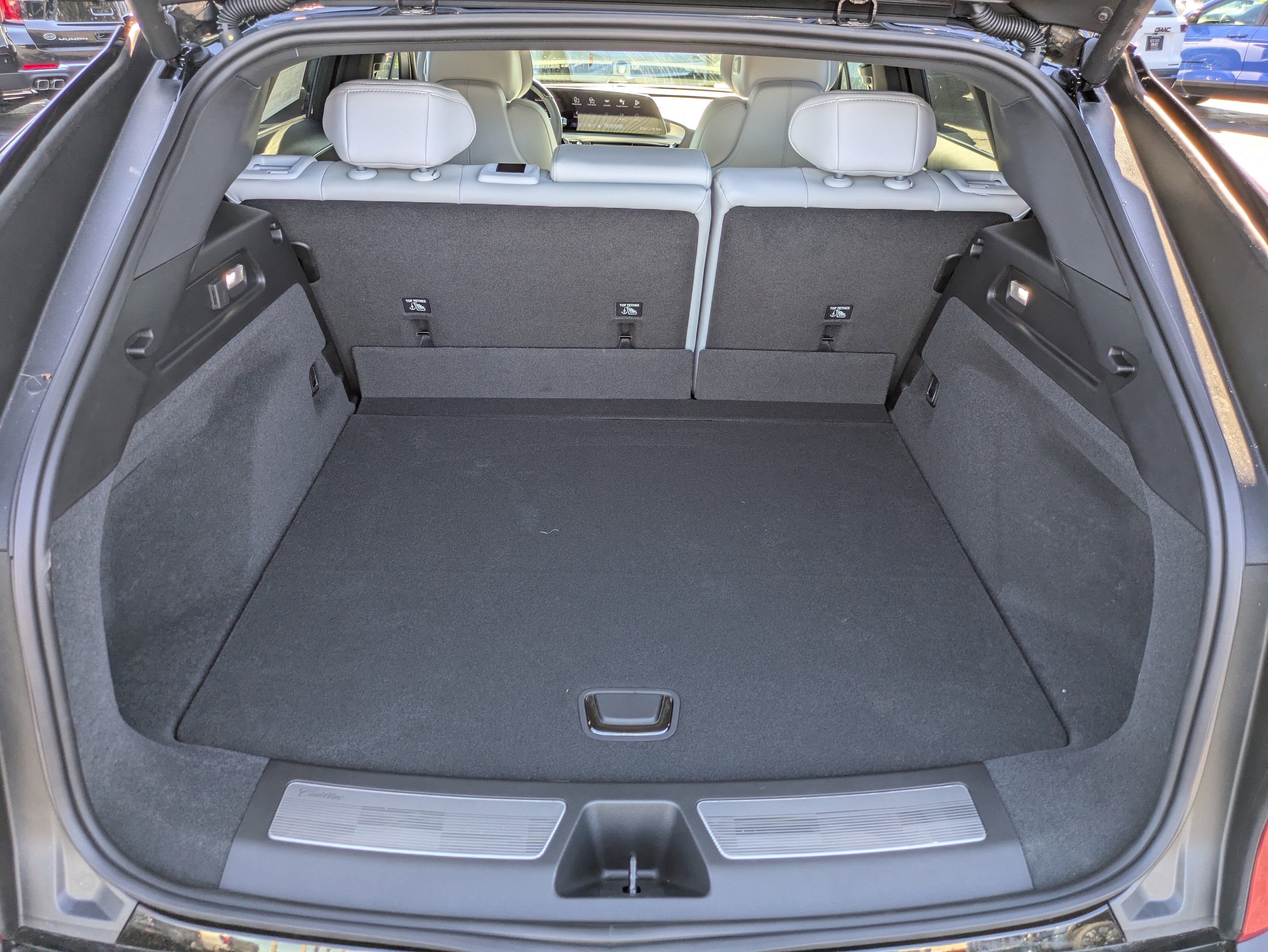 2026 Cadillac LYRIQ Sport