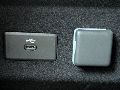 2024 Cadillac LYRIQ Sport 2