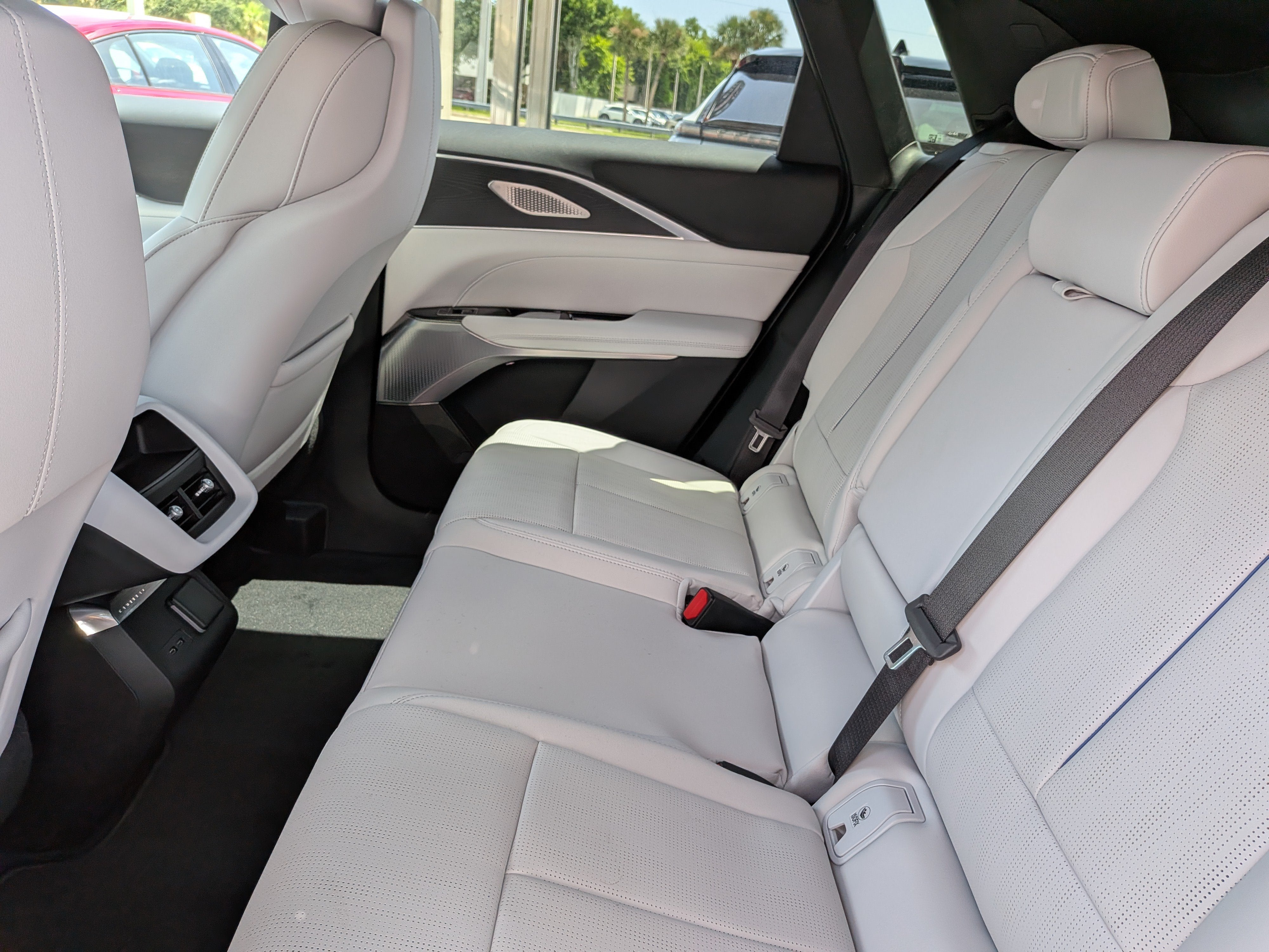2026 Cadillac LYRIQ Premium Sport