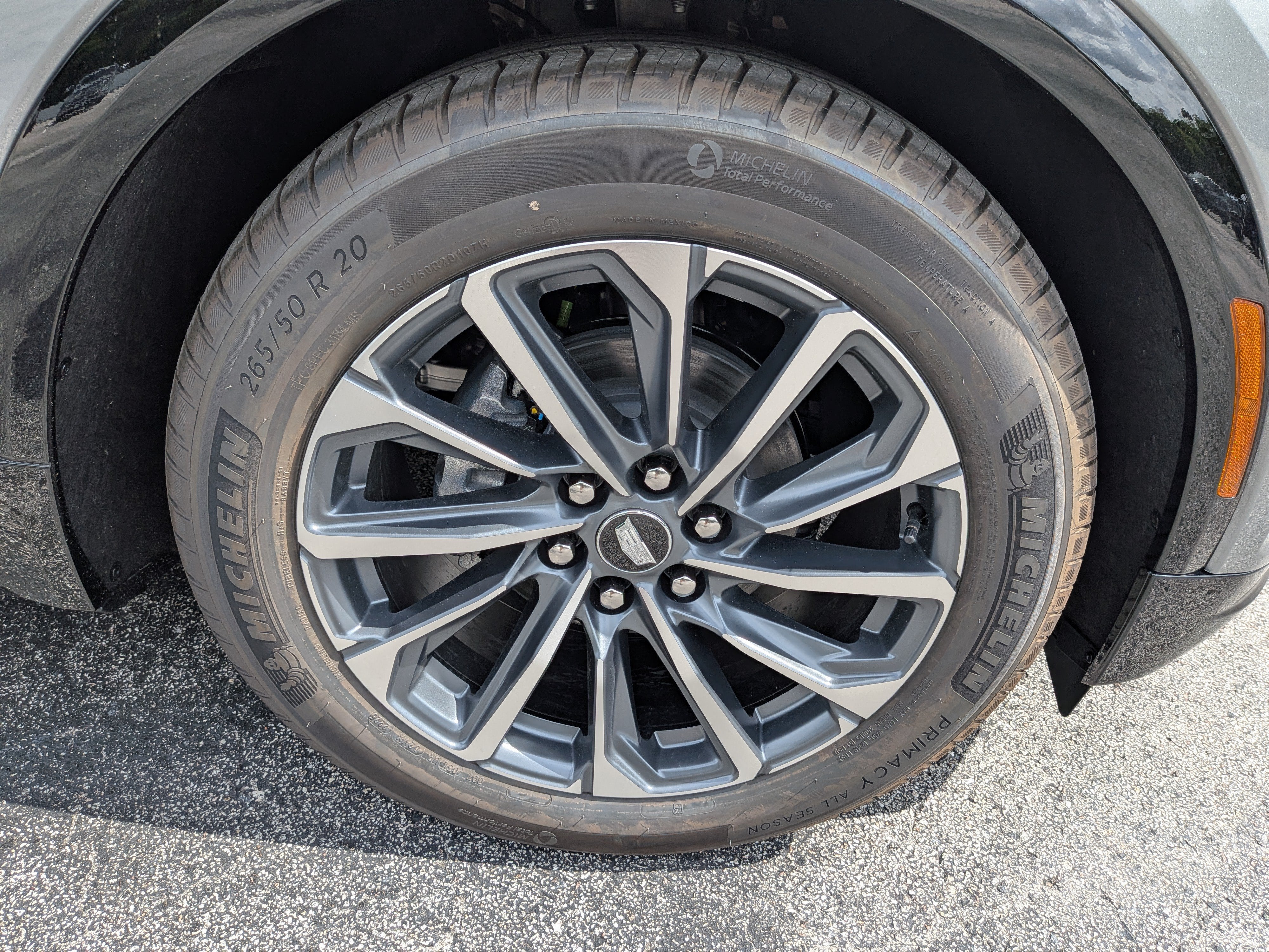 2026 Cadillac LYRIQ Premium Sport