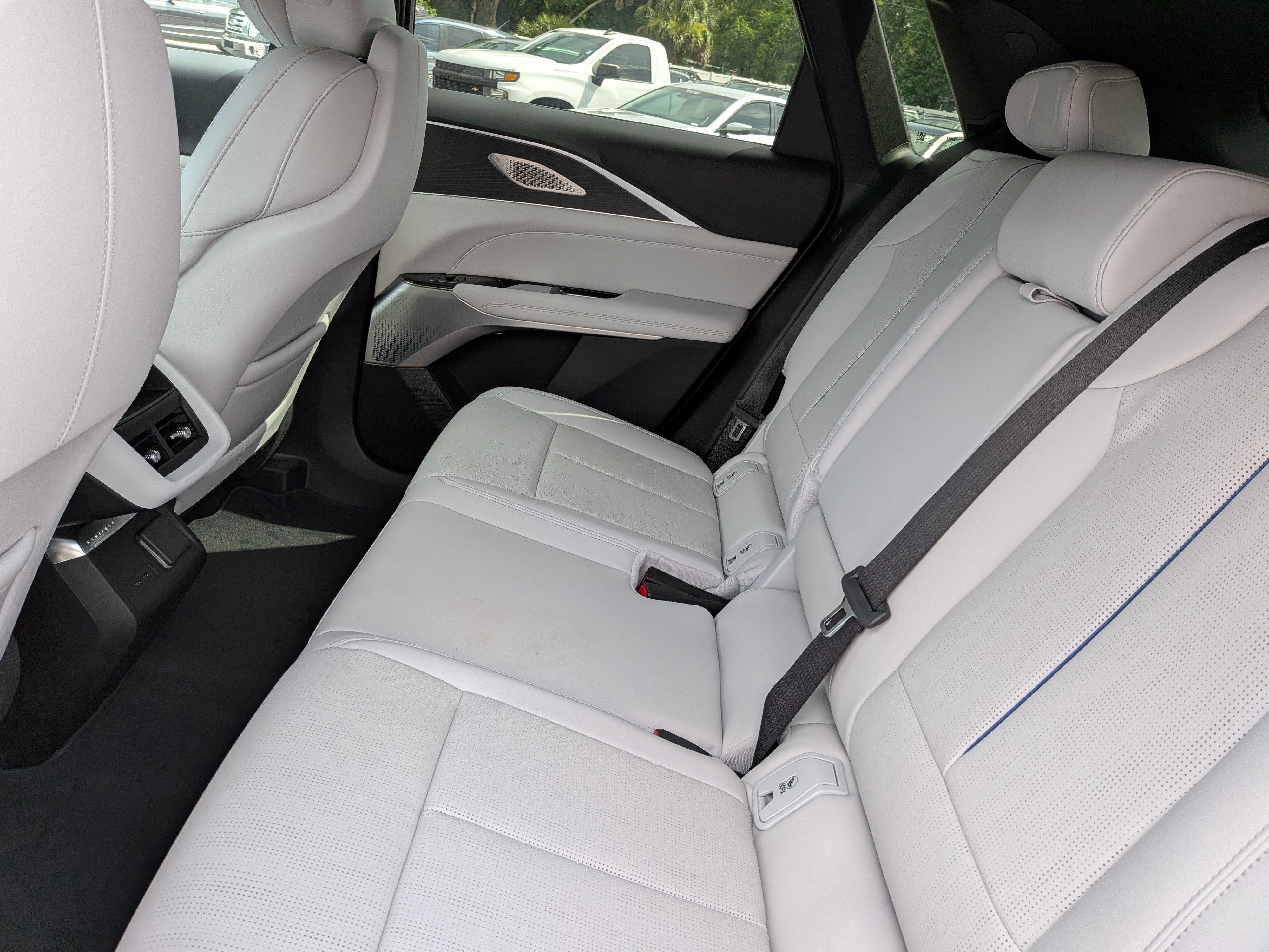 2026 Cadillac LYRIQ Premium Sport