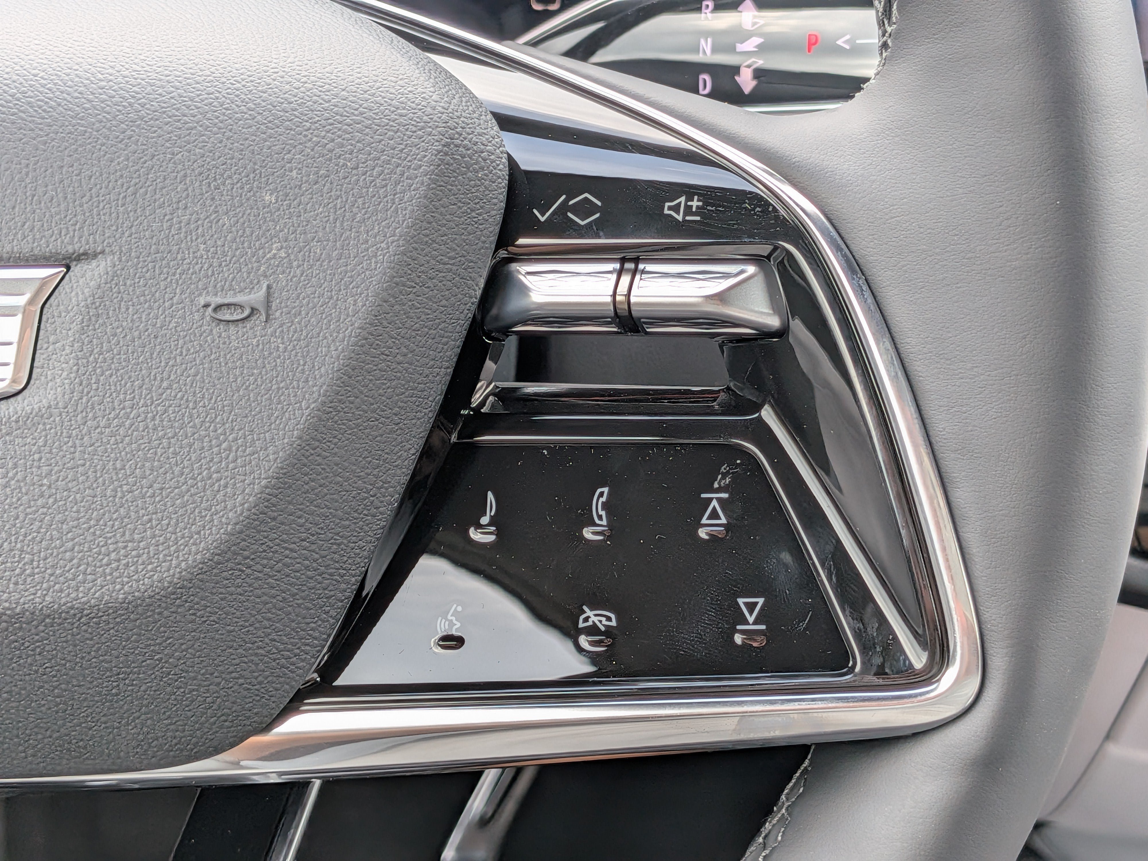 2026 Cadillac LYRIQ Premium Sport