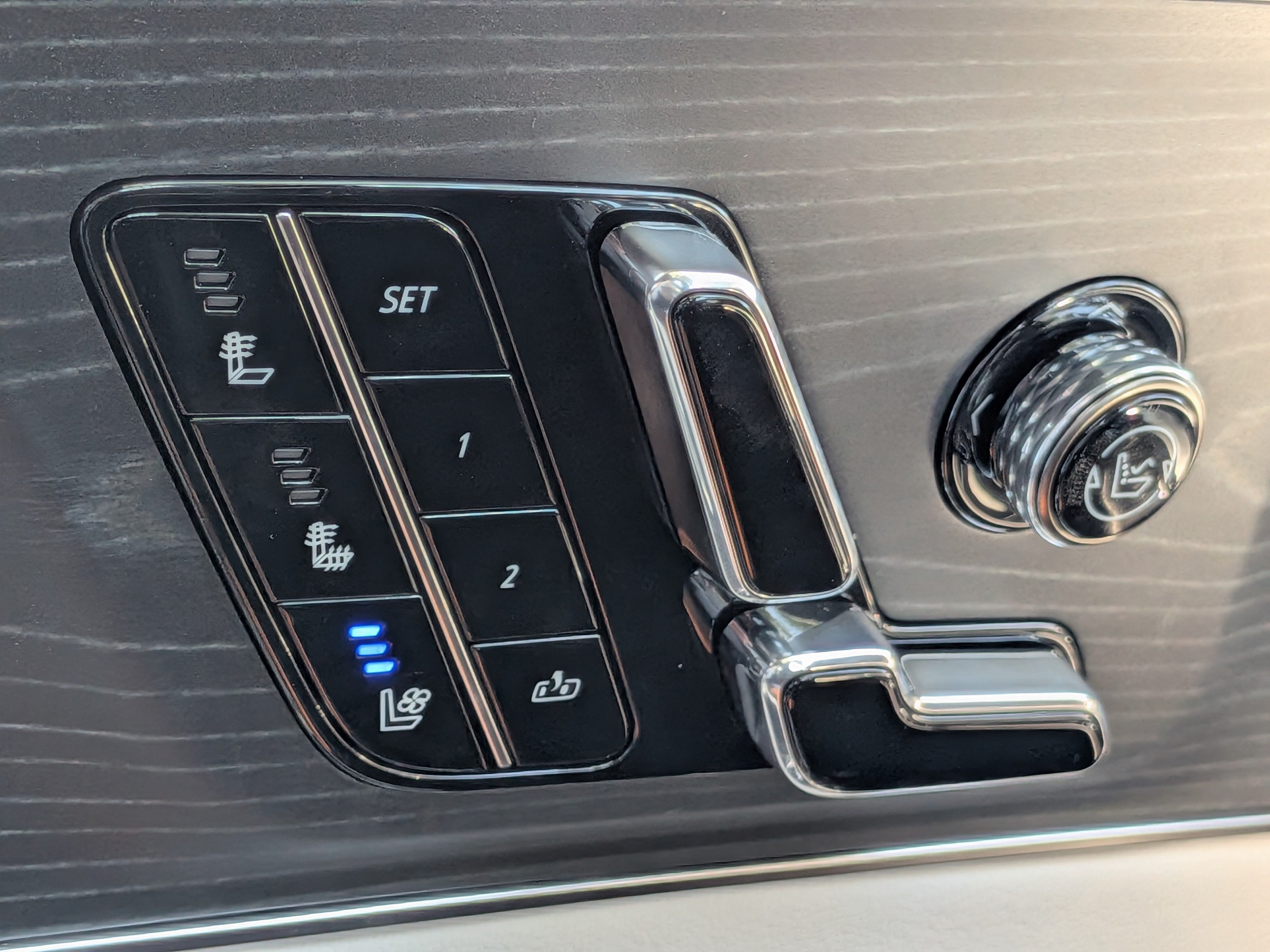 2026 Cadillac LYRIQ Premium Sport