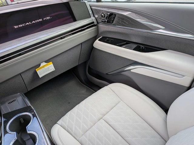 2026 Cadillac ESCALADE IQL Sport