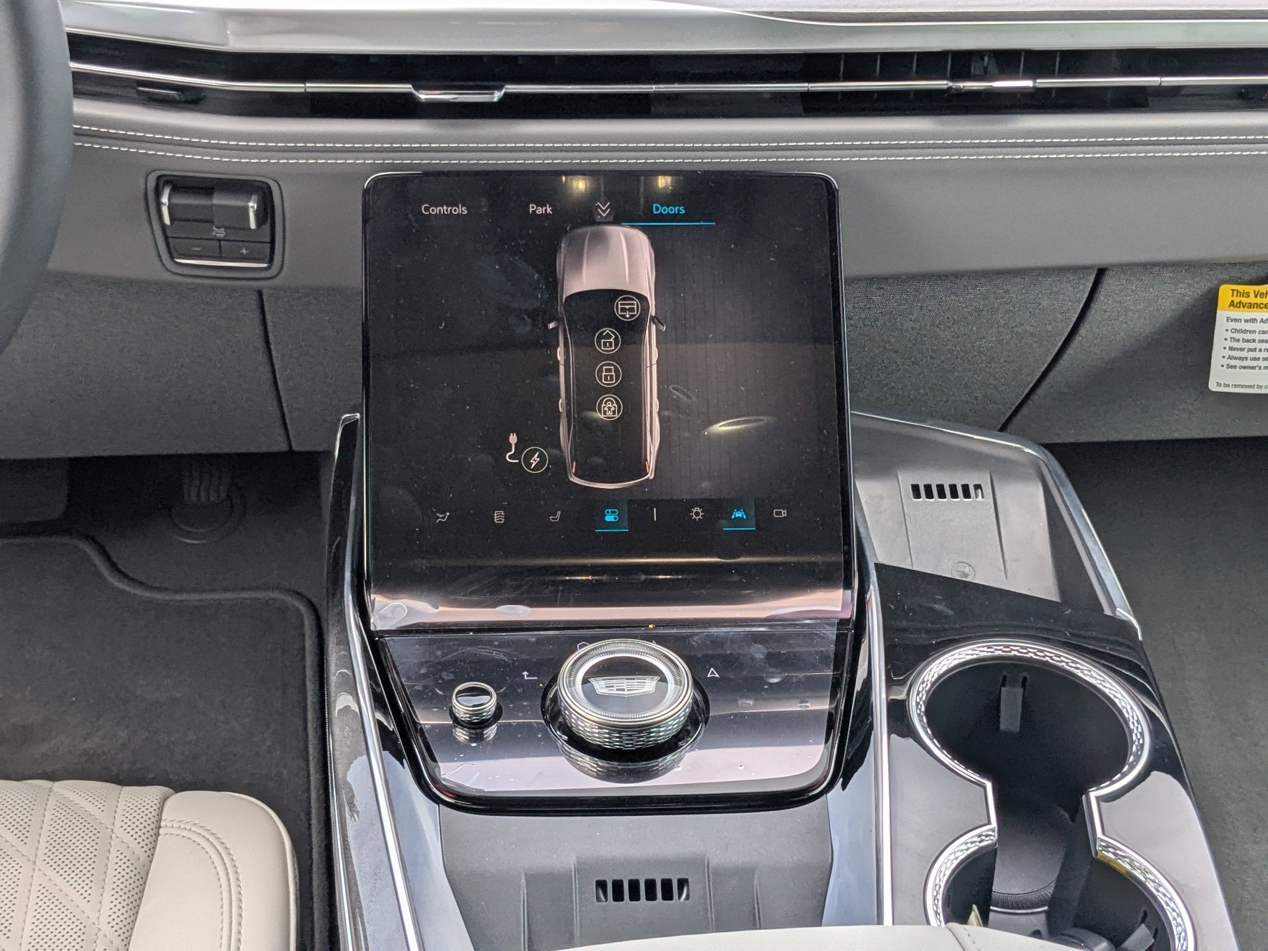 2026 Cadillac ESCALADE IQL Sport