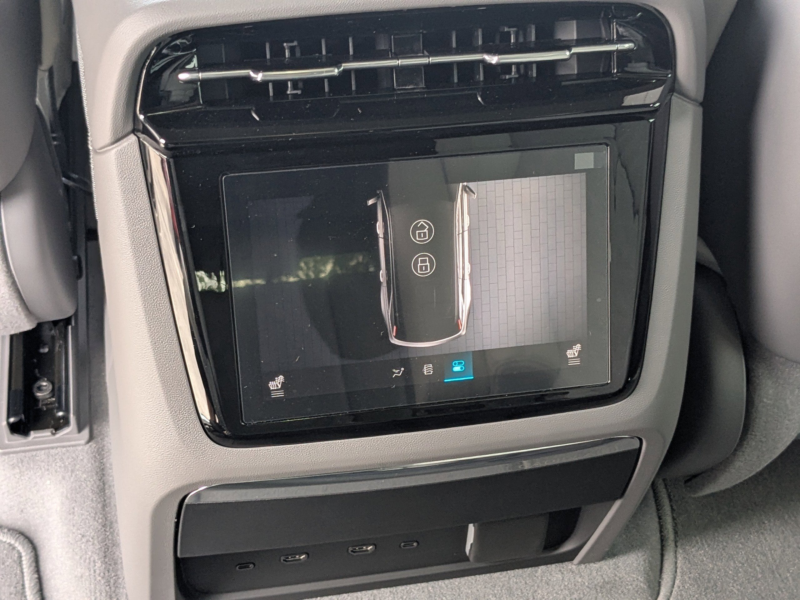 2026 Cadillac ESCALADE IQL Sport