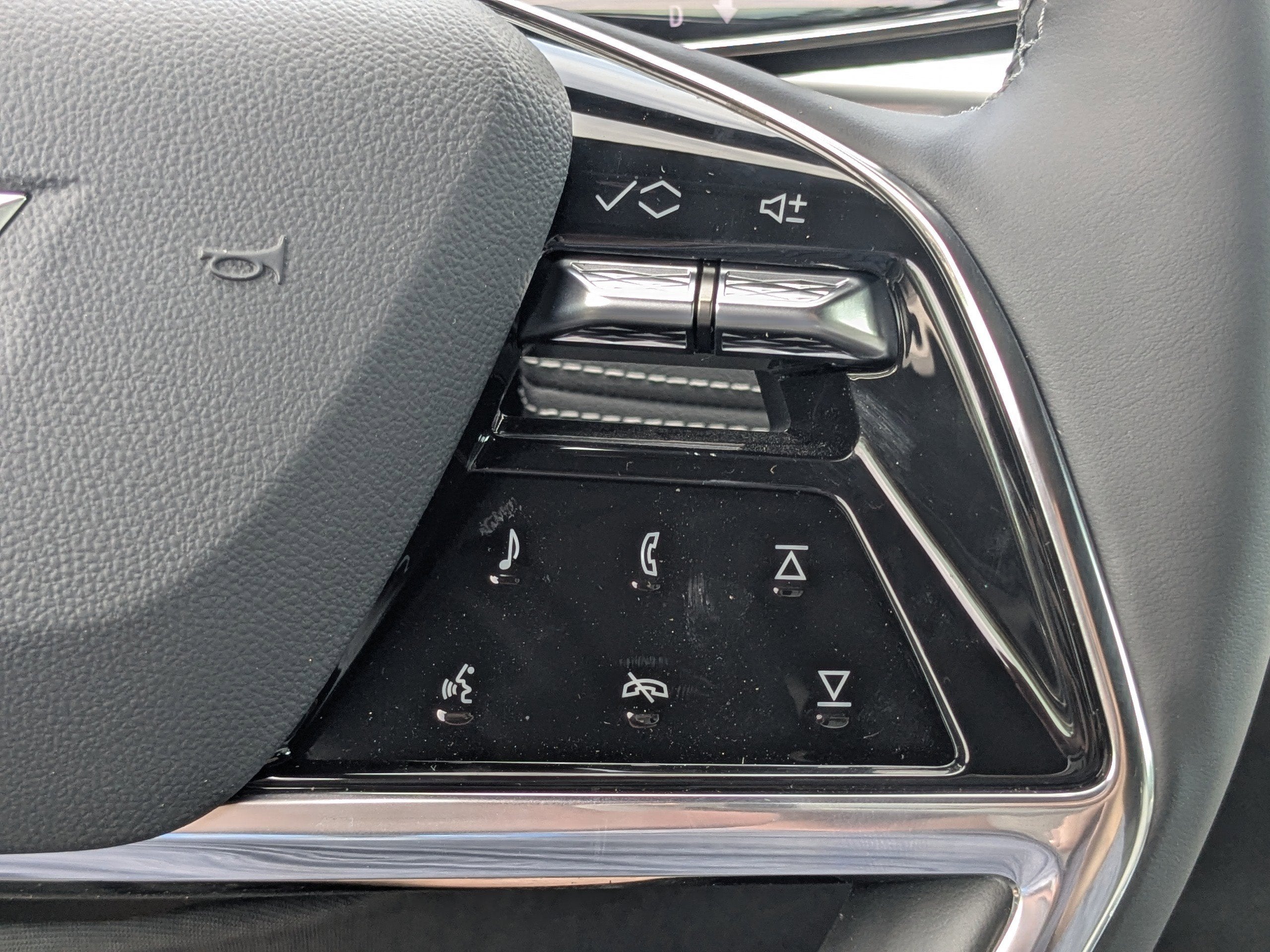 2026 Cadillac ESCALADE IQL Sport