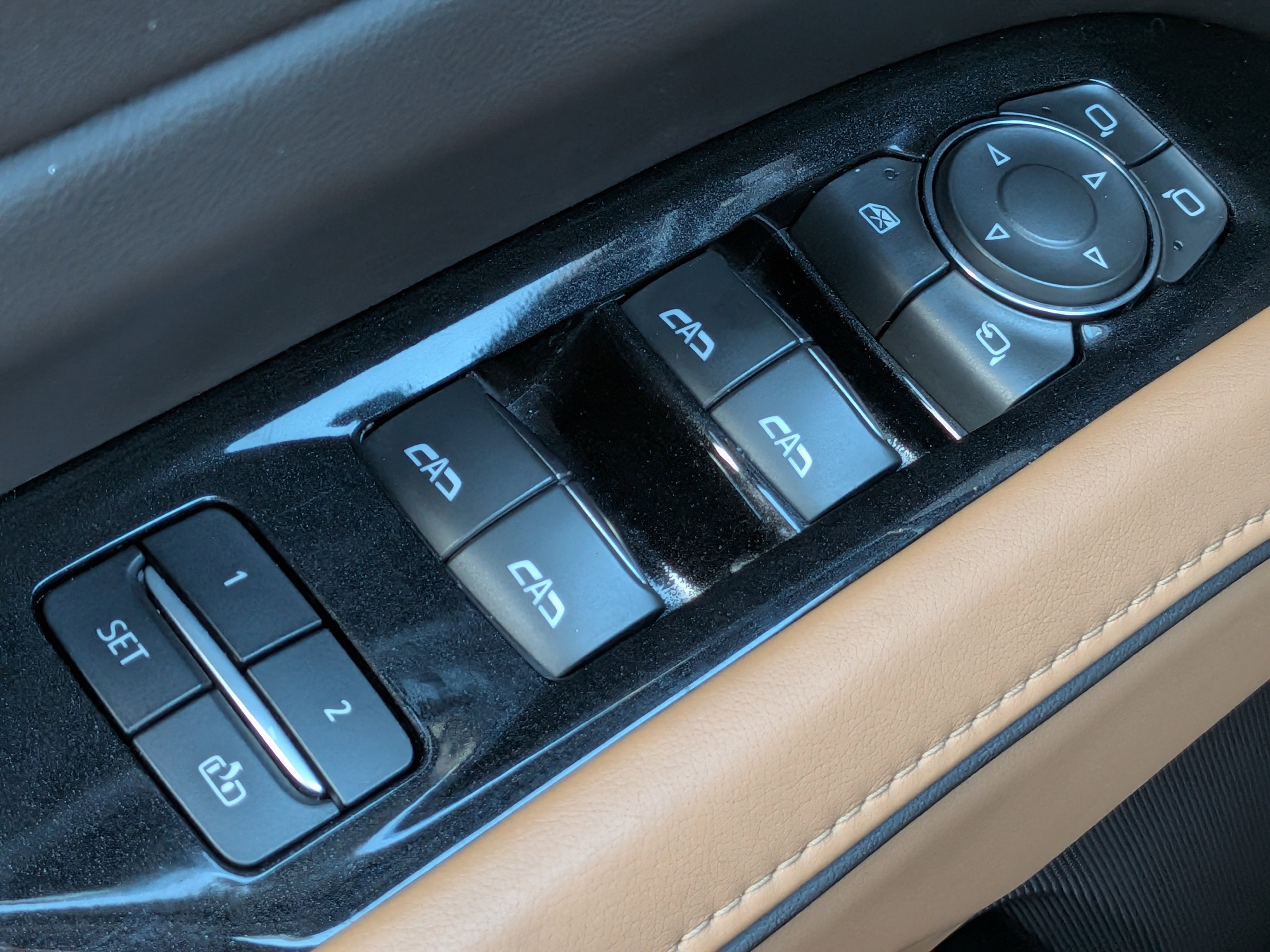 2022 Cadillac Escalade Premium Luxury