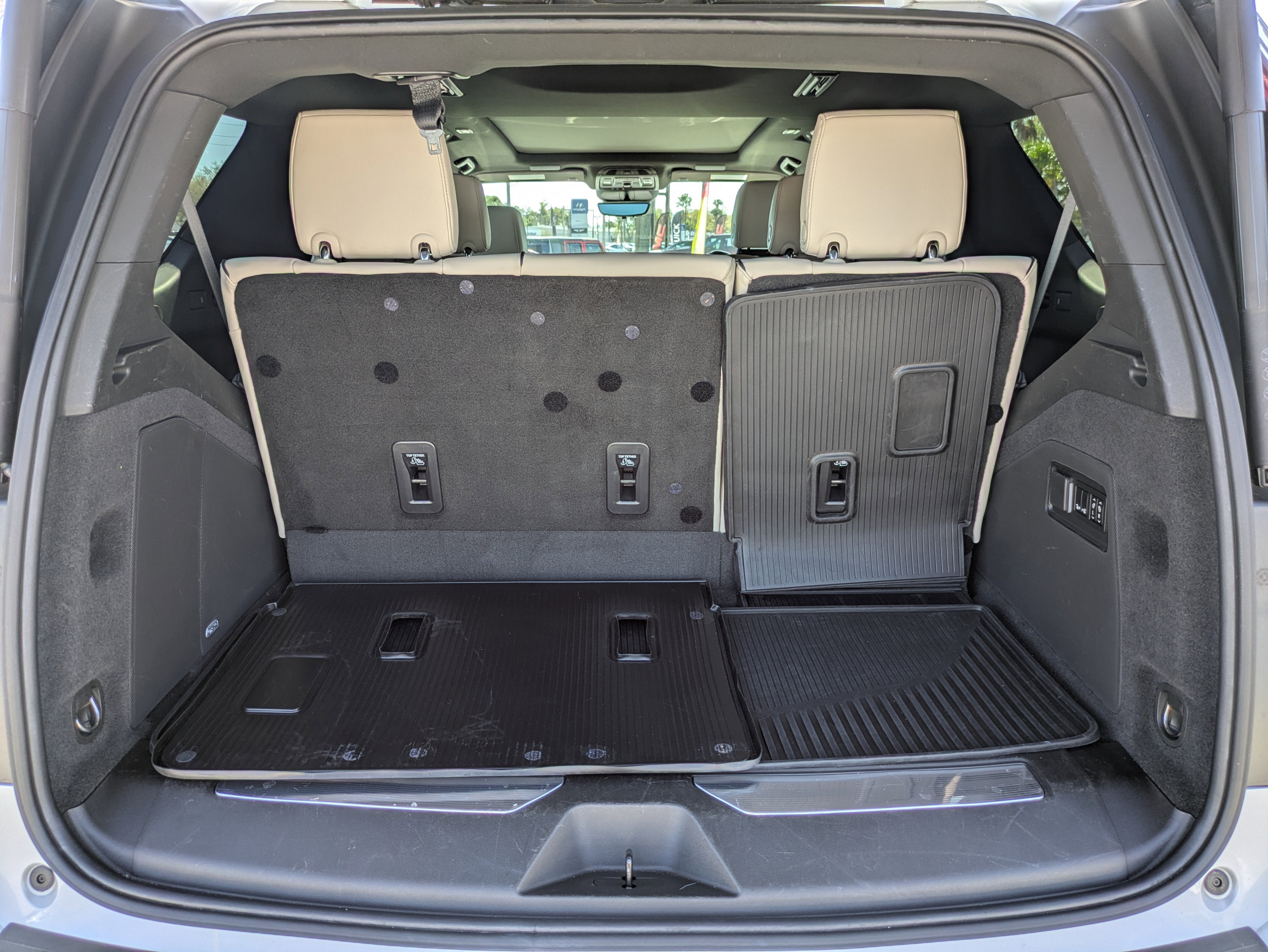 2022 Cadillac Escalade Sport